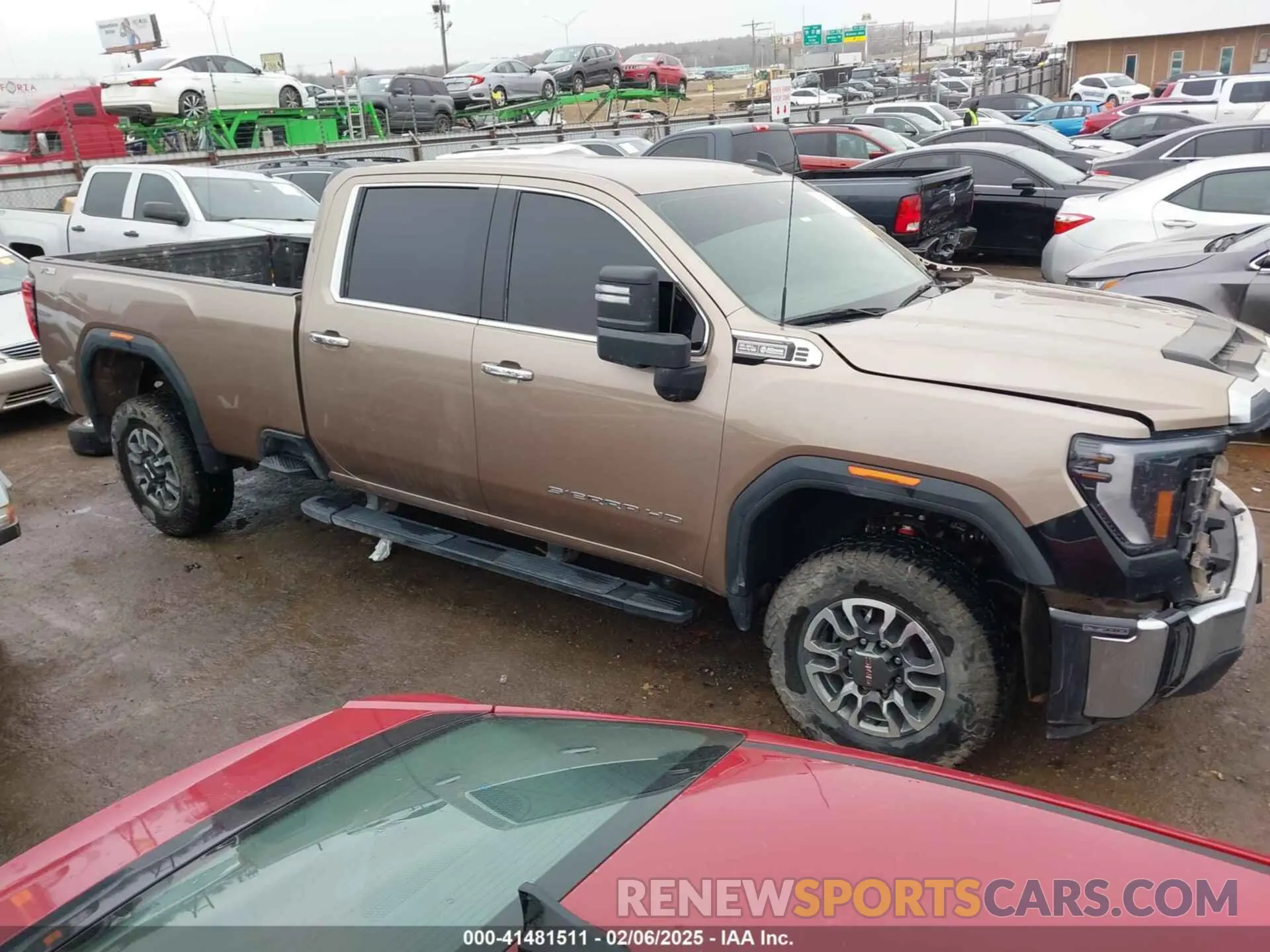 14 fotografías del automóvil dañado 1GT49ME74RF182266 GMC SIERRA 2500HD 2024