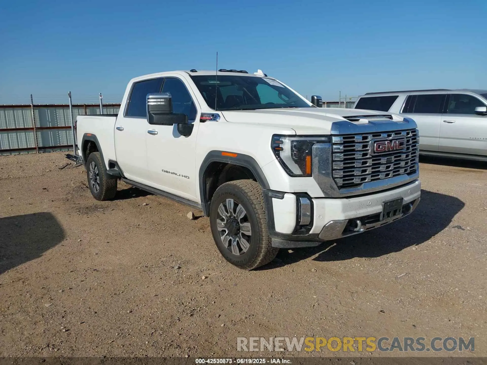 1 fotografías del automóvil dañado 1GT49REY4RF180006 GMC SIERRA 2500HD 2024