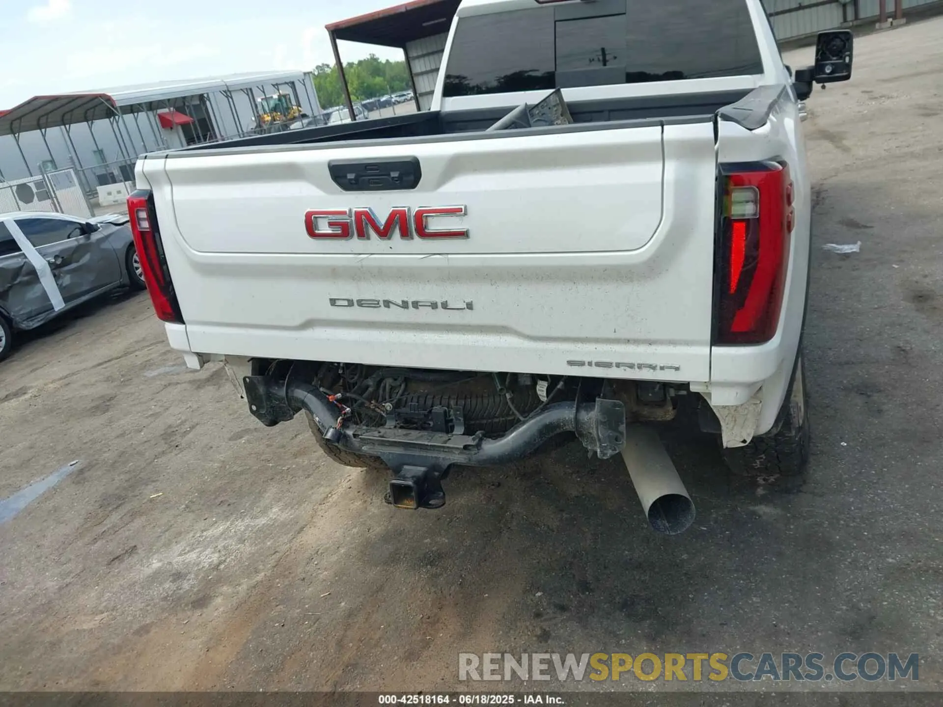 20 fotografías del automóvil dañado 1GT49REY9RF243018 GMC SIERRA 2500HD 2024