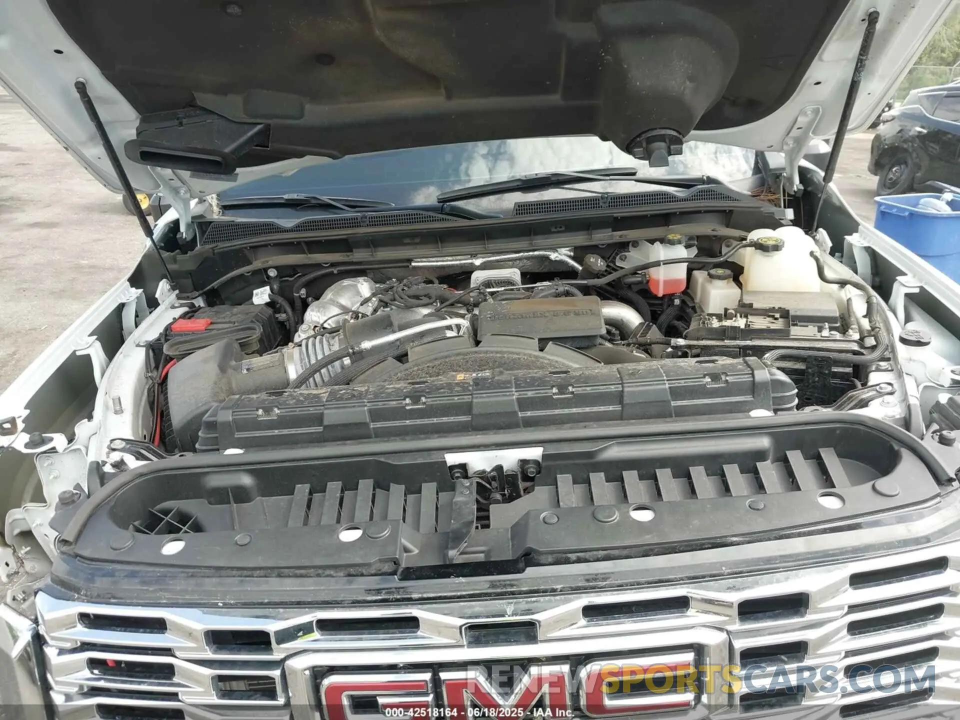 9 fotografías del automóvil dañado 1GT49REY9RF243018 GMC SIERRA 2500HD 2024