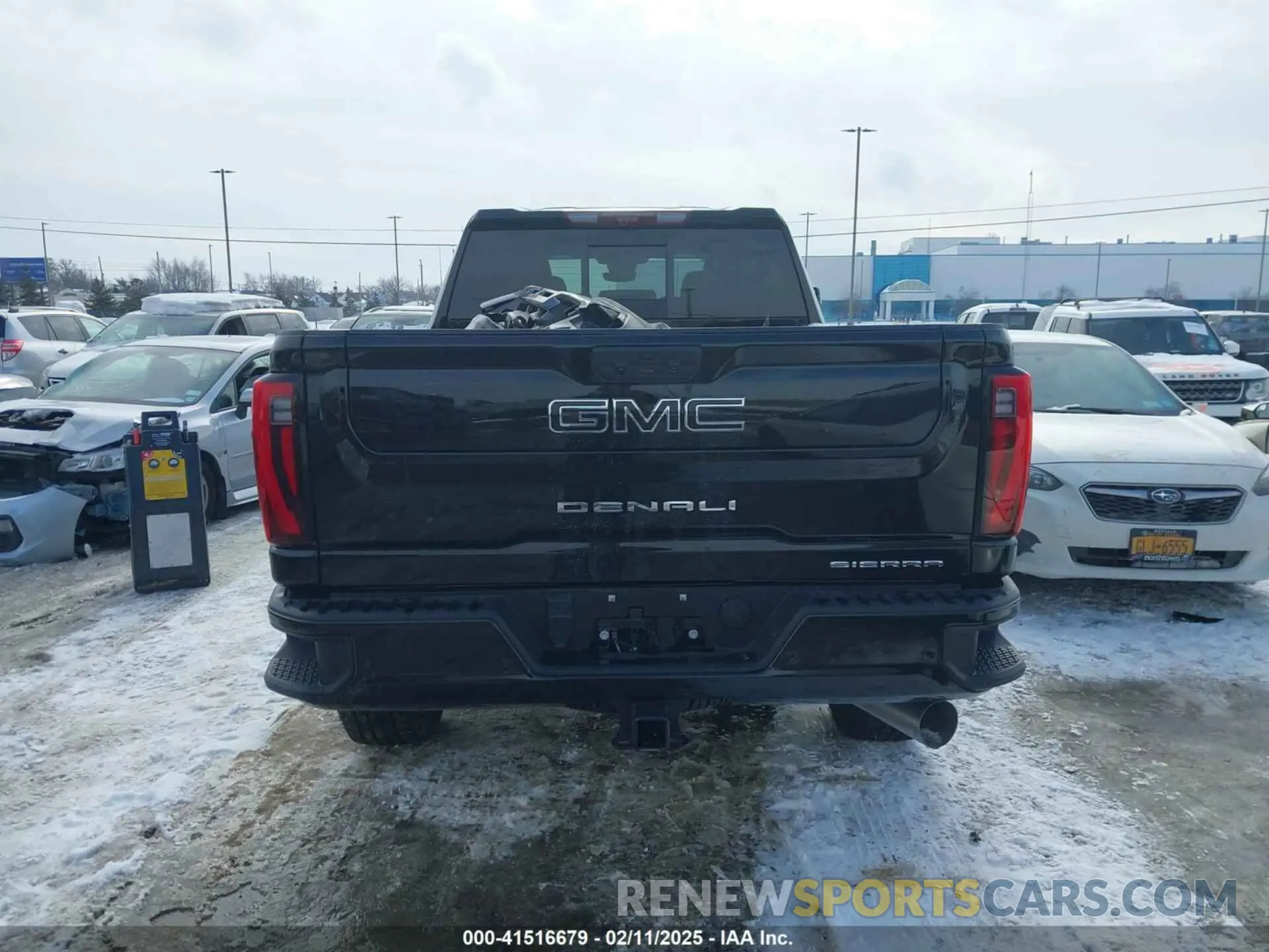 18 fotografías del automóvil dañado 1GT49XEY1RF429818 GMC SIERRA 2500HD 2024