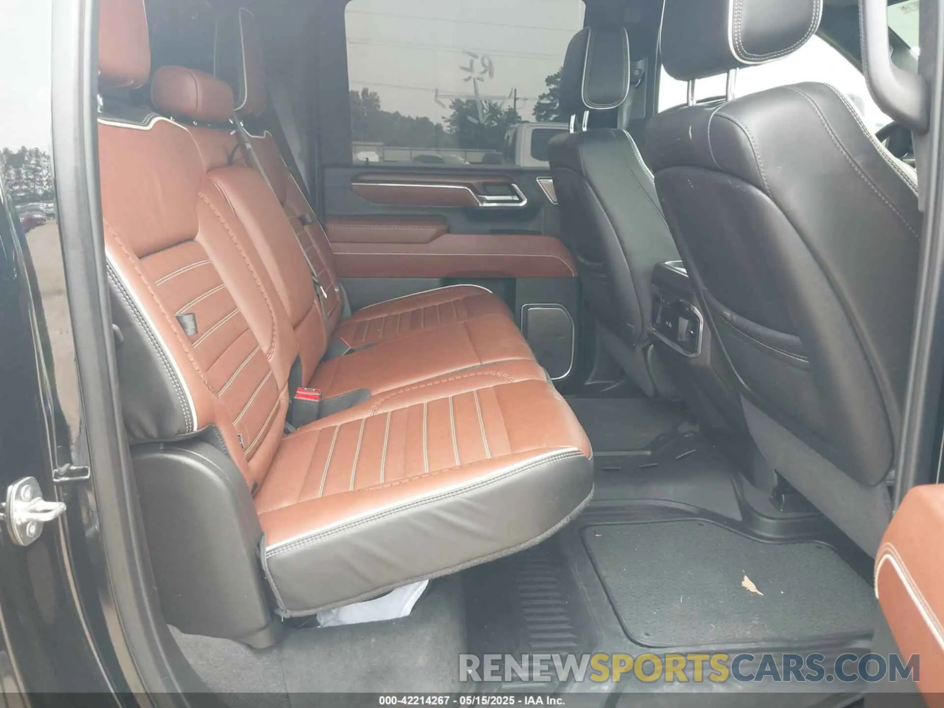 6 fotografías del automóvil dañado 1GT49XEY7RF326497 GMC SIERRA 2500HD 2024