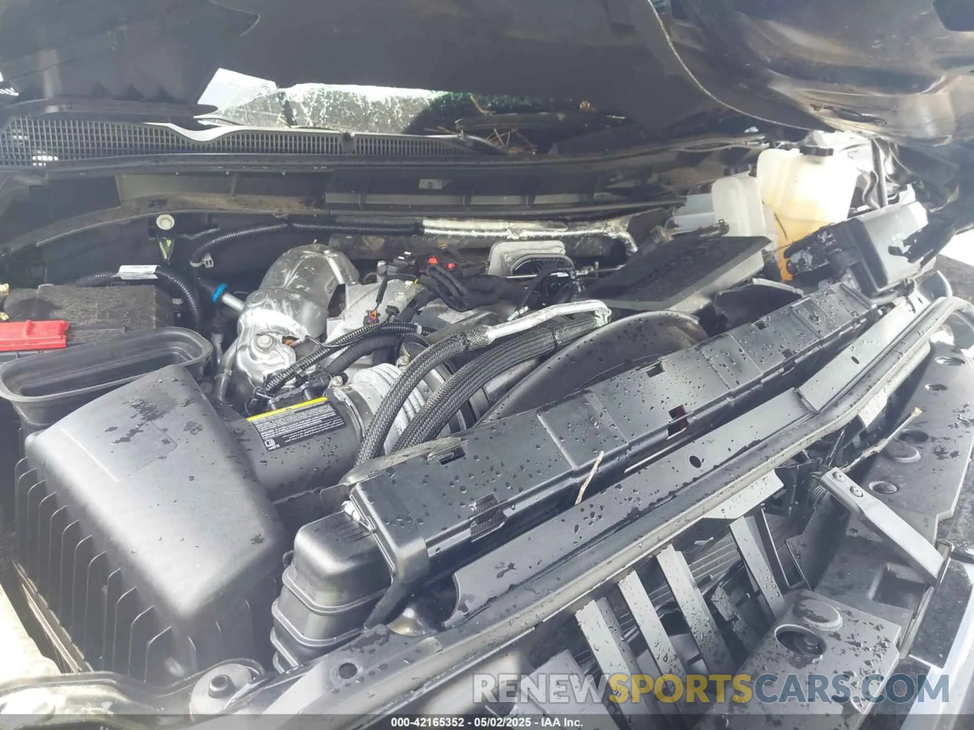 10 fotografías del automóvil dañado 1GT49ZEYXRF419770 GMC SIERRA 2500HD 2024