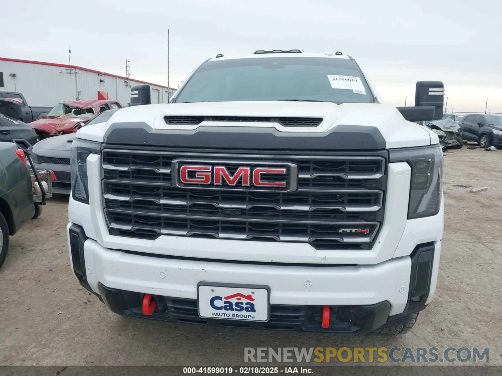 12 fotografías del automóvil dañado 1GT4UPEY2SF193538 GMC SIERRA 2500HD 2025