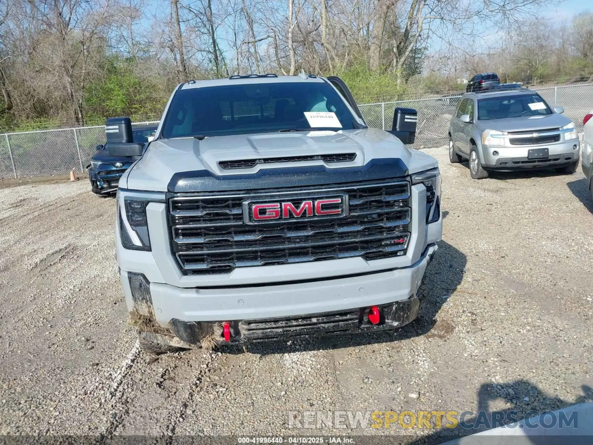 13 fotografías del automóvil dañado 1GT4UPEY3SF205700 GMC SIERRA 2500HD 2025