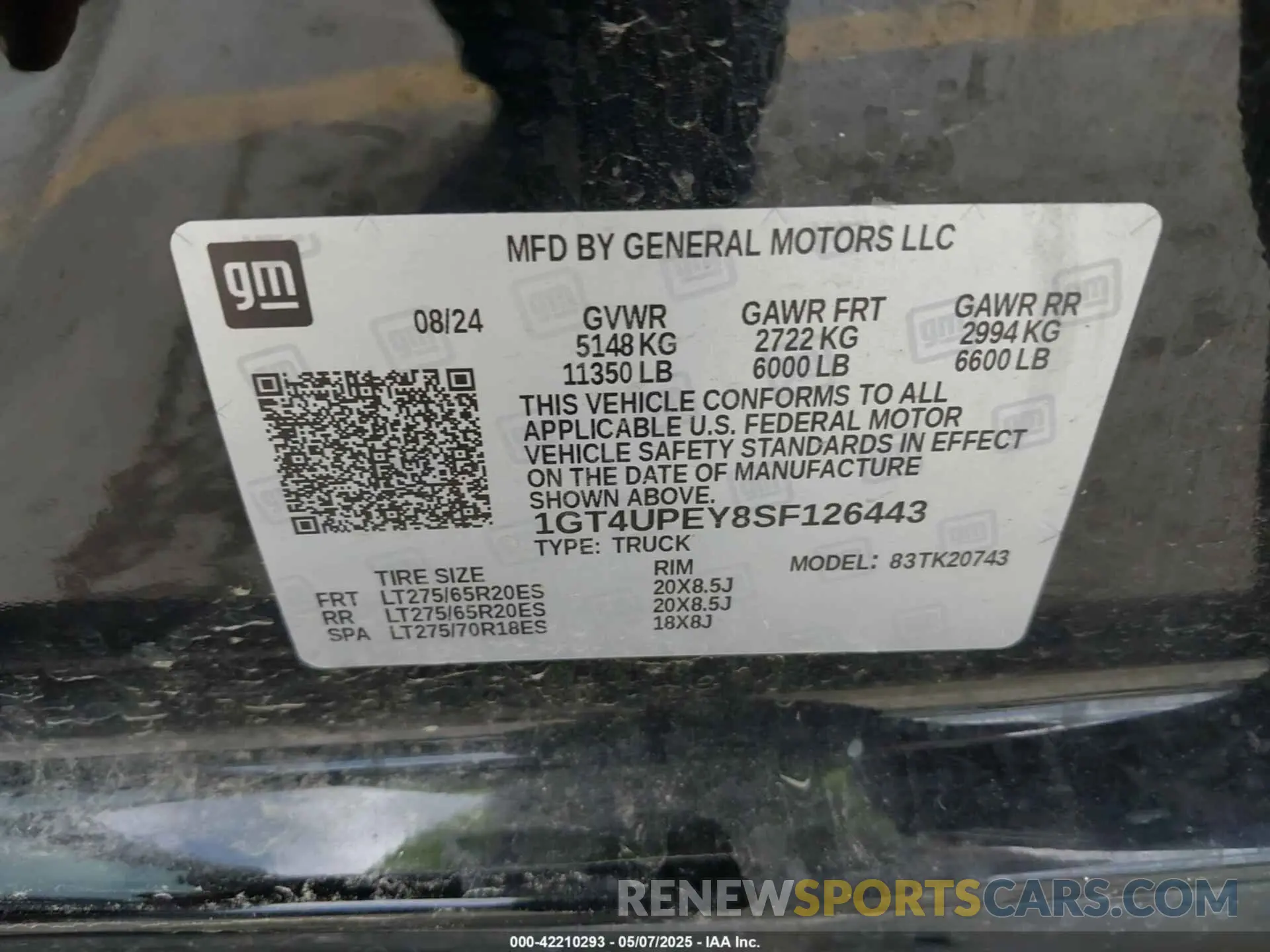 9 fotografías del automóvil dañado 1GT4UPEY8SF126443 GMC SIERRA 2500HD 2025