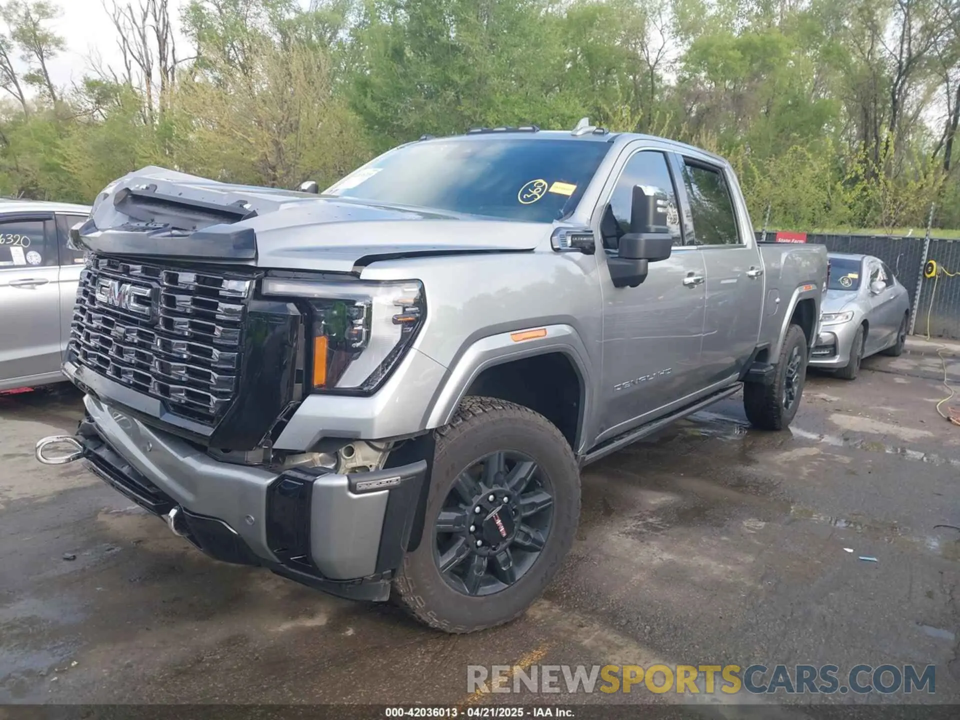 2 fotografías del automóvil dañado 1GT4UXEY2SF208037 GMC SIERRA 2500HD 2025
