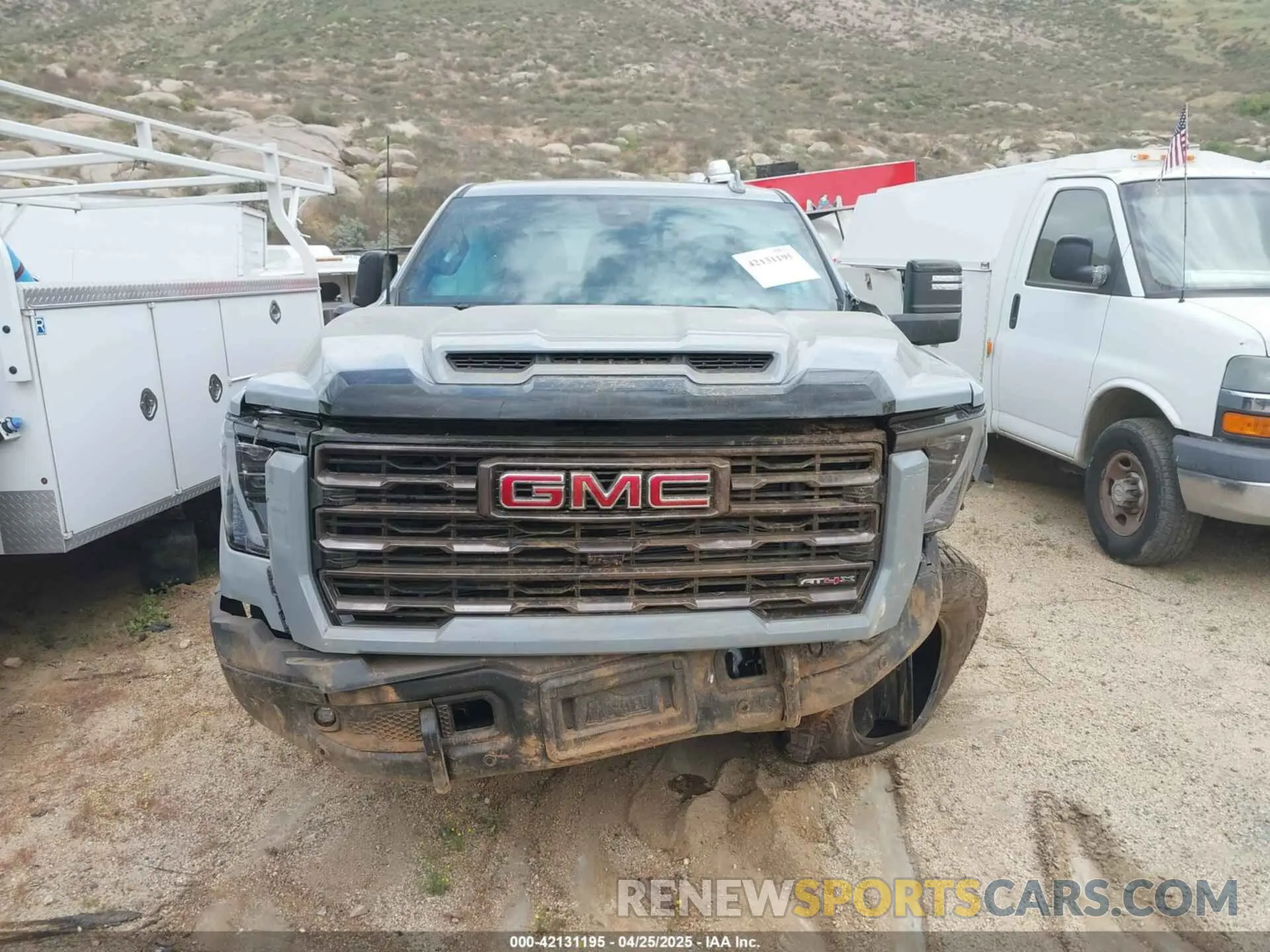 16 fotografías del automóvil dañado 1GT4UZEY7SF262090 GMC SIERRA 2500HD 2025