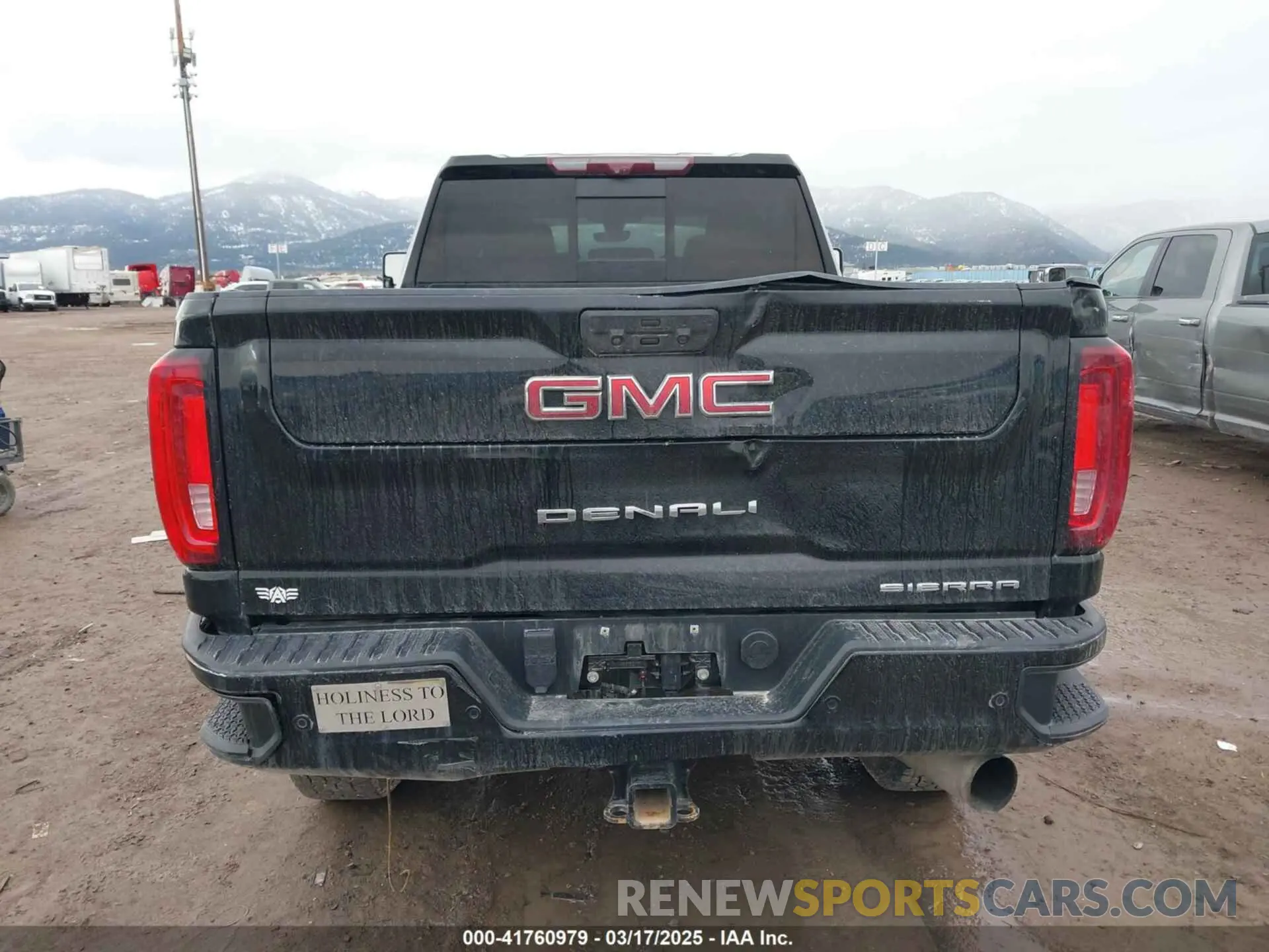15 fotografías del automóvil dañado 1GT49WEY7LF236655 GMC SIERRA 3500HD 2020