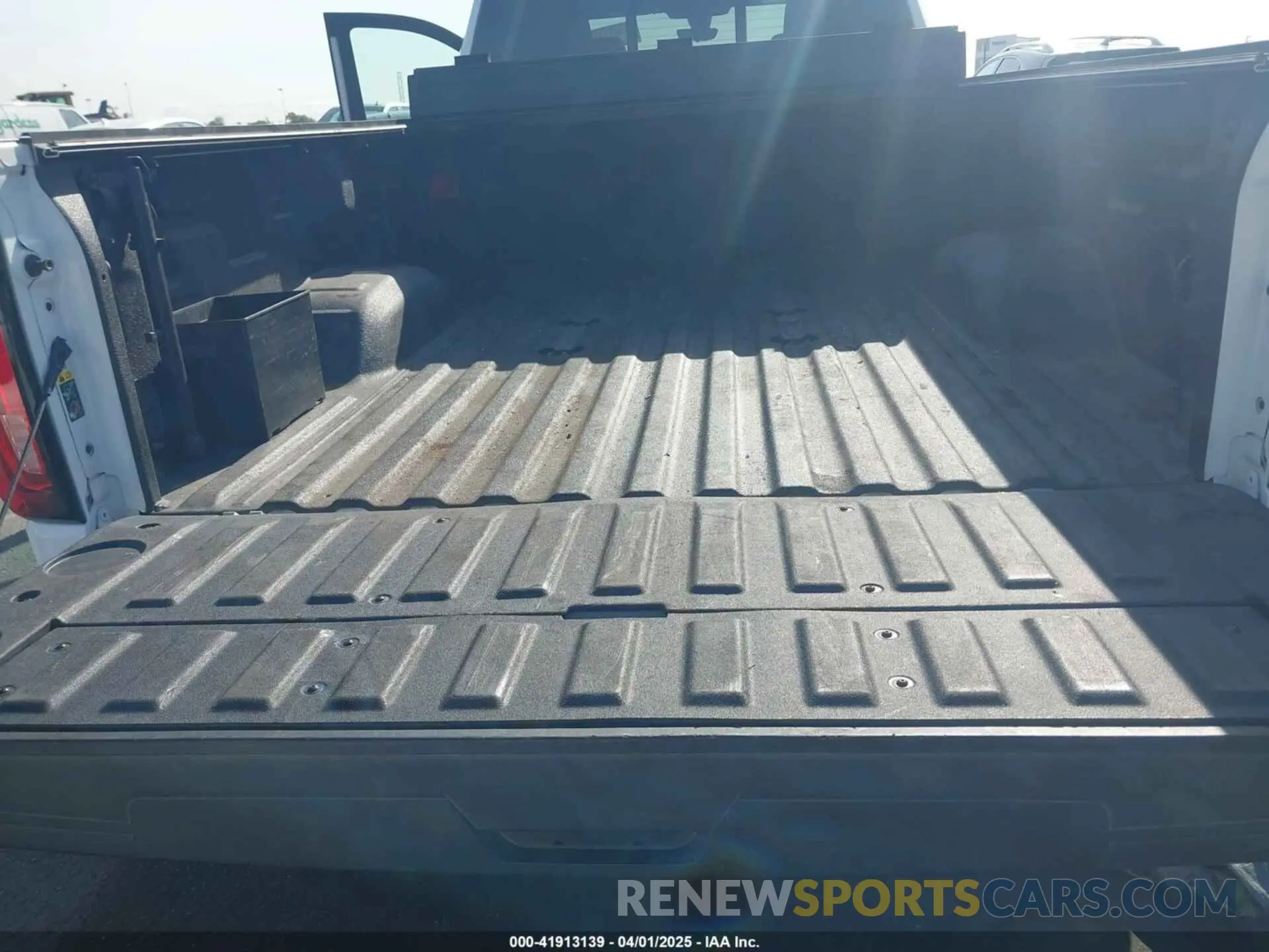 12 fotografías del automóvil dañado 1GT49VEY0MF185320 GMC SIERRA 3500HD 2021