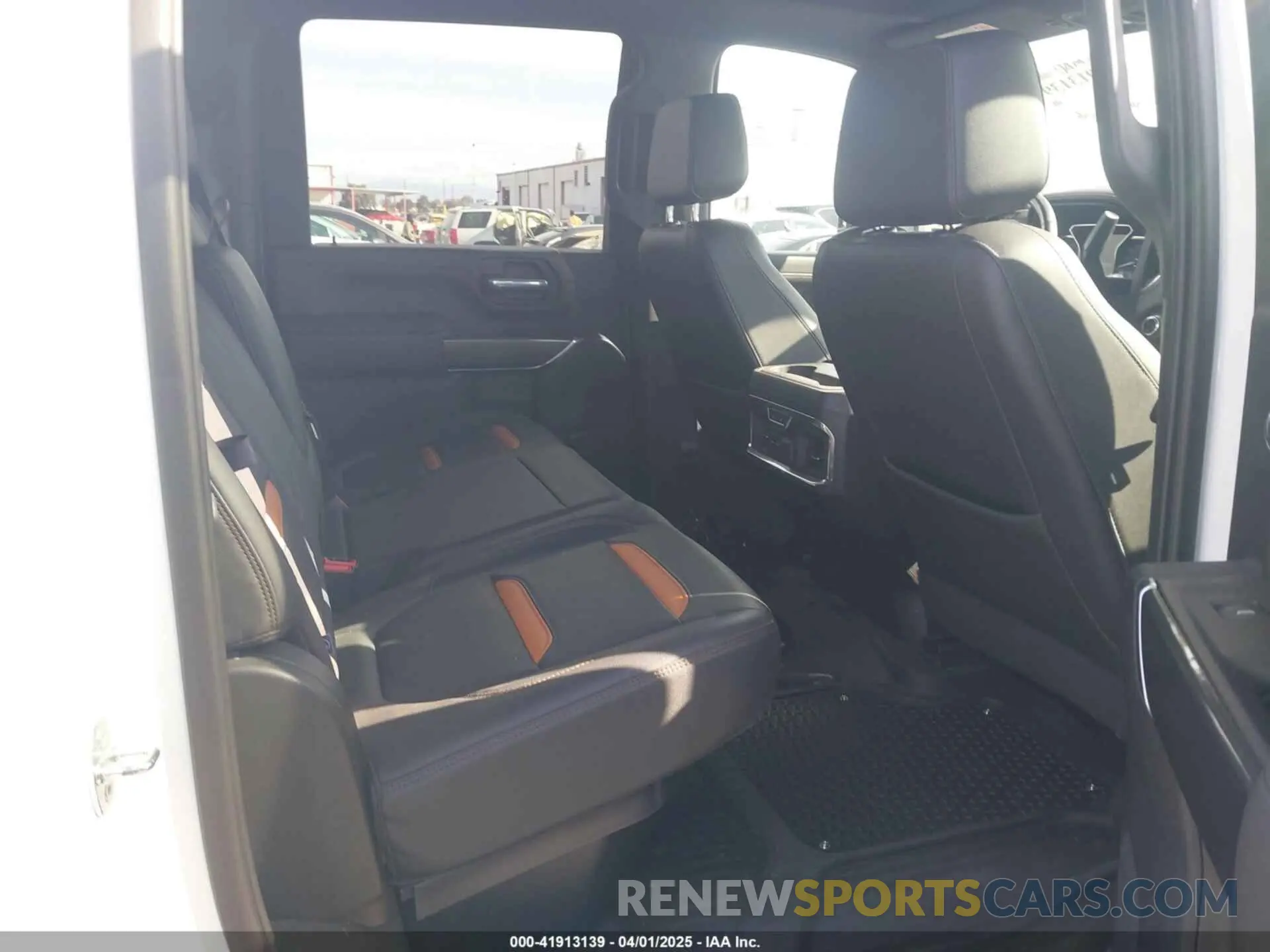 6 fotografías del automóvil dañado 1GT49VEY0MF185320 GMC SIERRA 3500HD 2021