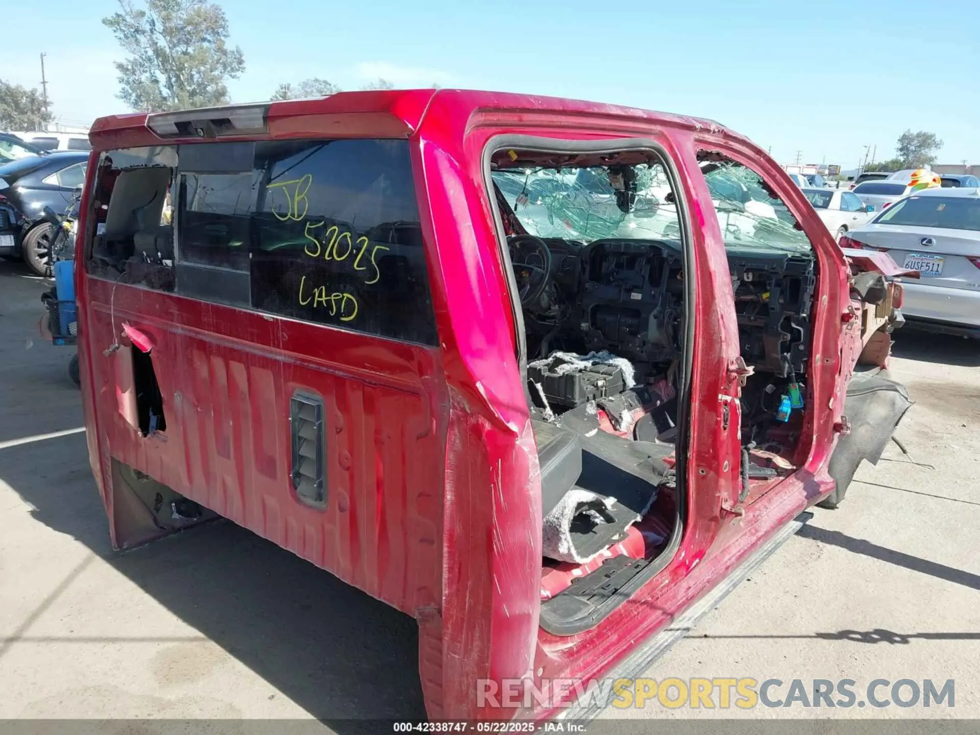 4 fotografías del automóvil dañado 1GT49WEY1MF282659 GMC SIERRA 3500HD 2021