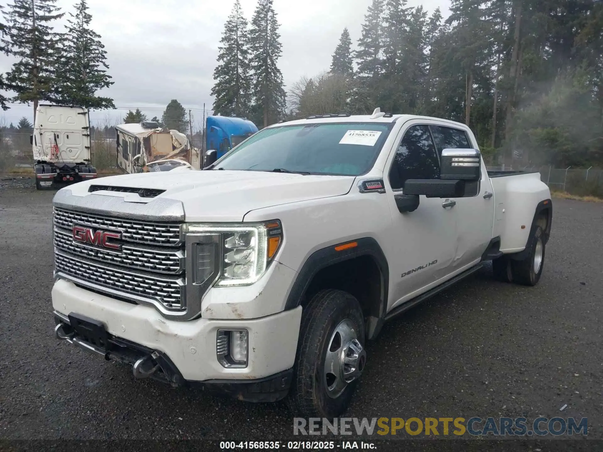 2 fotografías del automóvil dañado 1GT49WEY7MF192898 GMC SIERRA 3500HD 2021