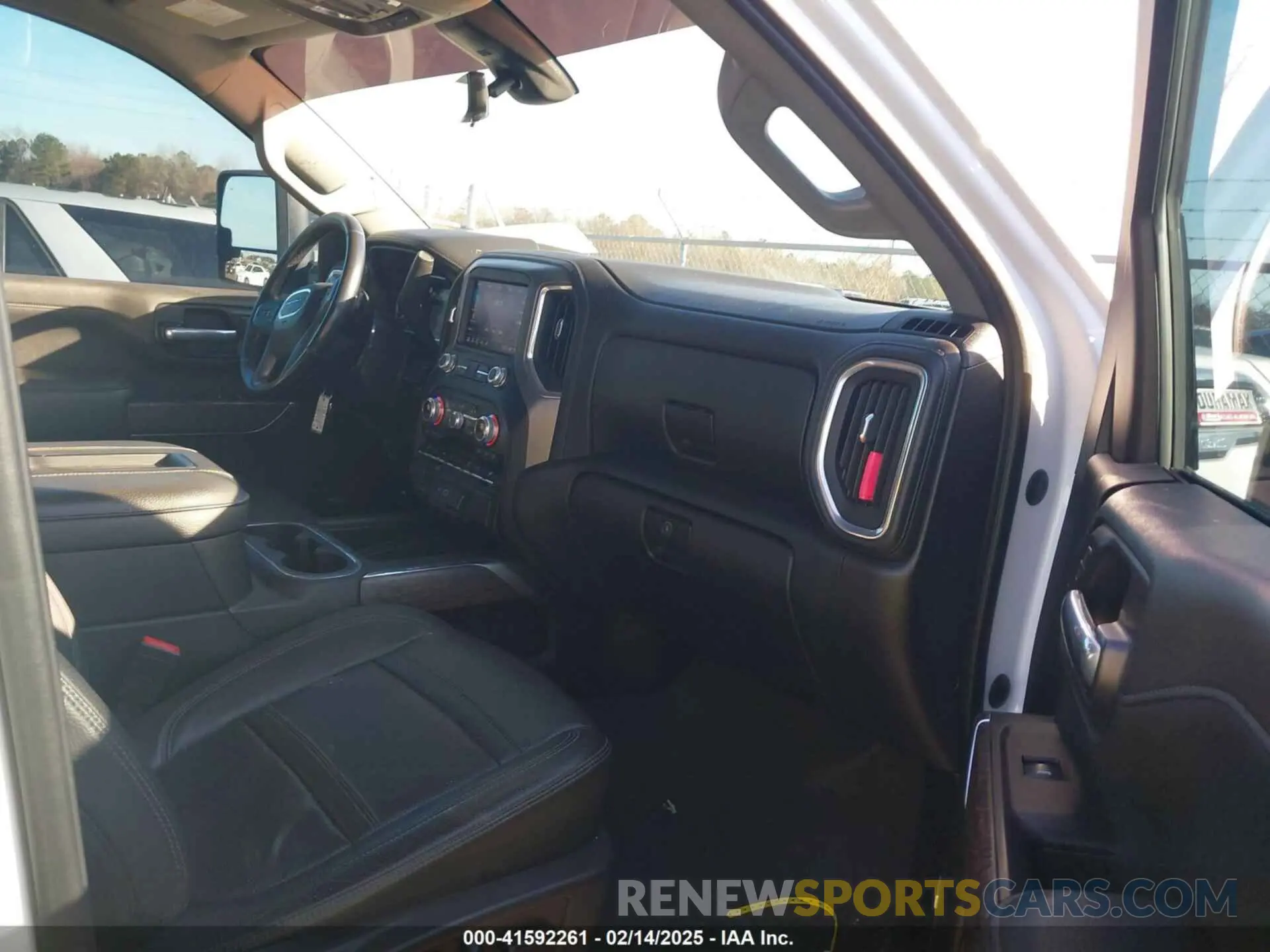 8 fotografías del automóvil dañado 1GT49WEY8MF255782 GMC SIERRA 3500HD 2021