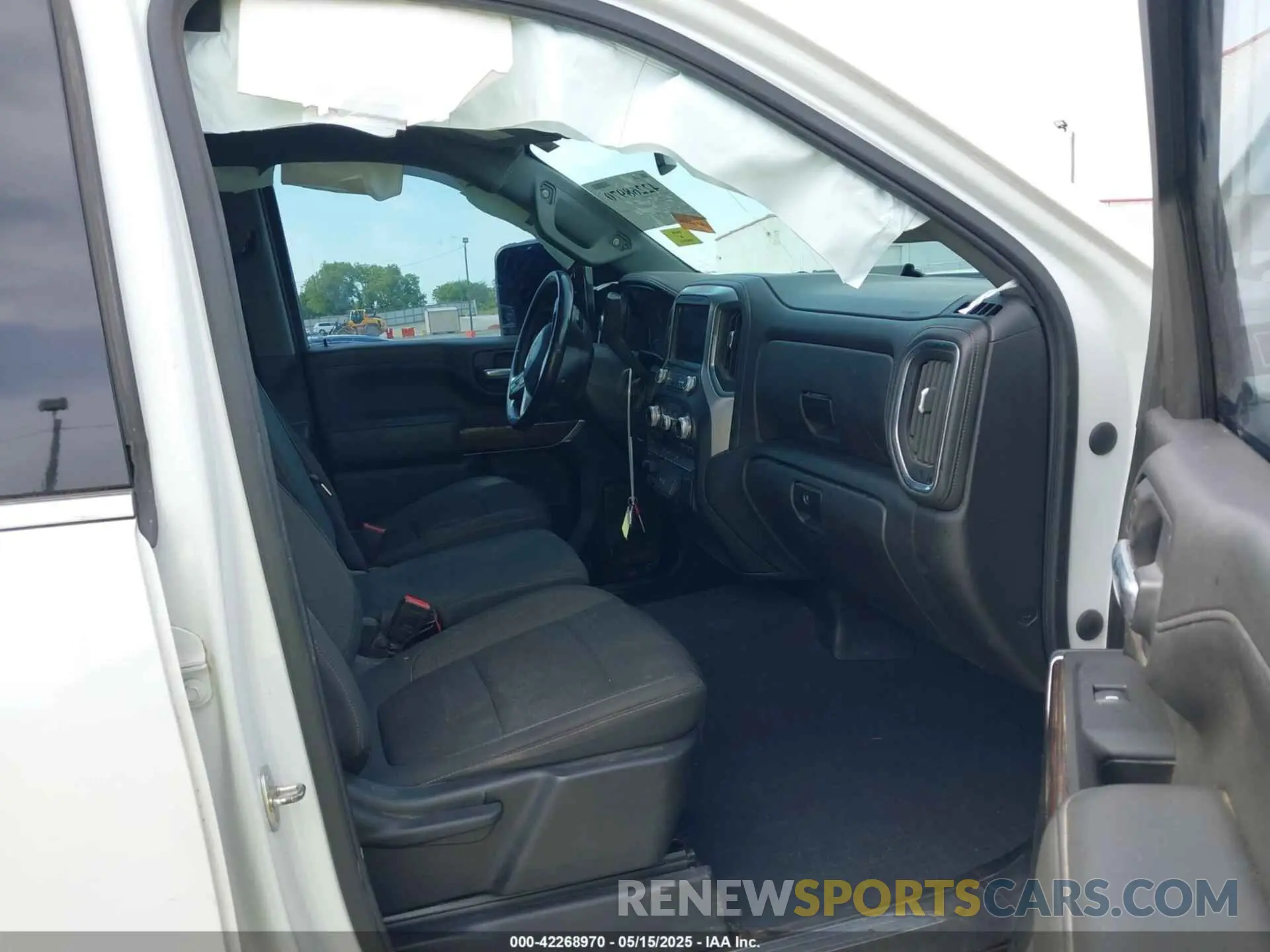 6 fotografías del automóvil dañado 1GT59TE79MF288381 GMC SIERRA 3500HD 2021