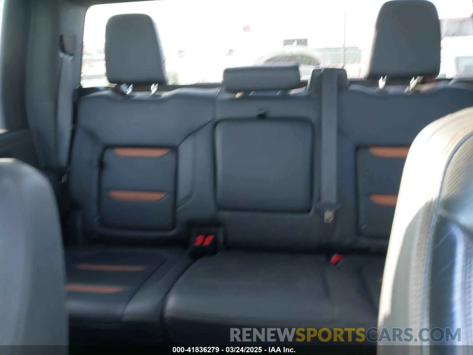 6 fotografías del automóvil dañado 1GT49VEY7NF134804 GMC SIERRA 3500HD 2022