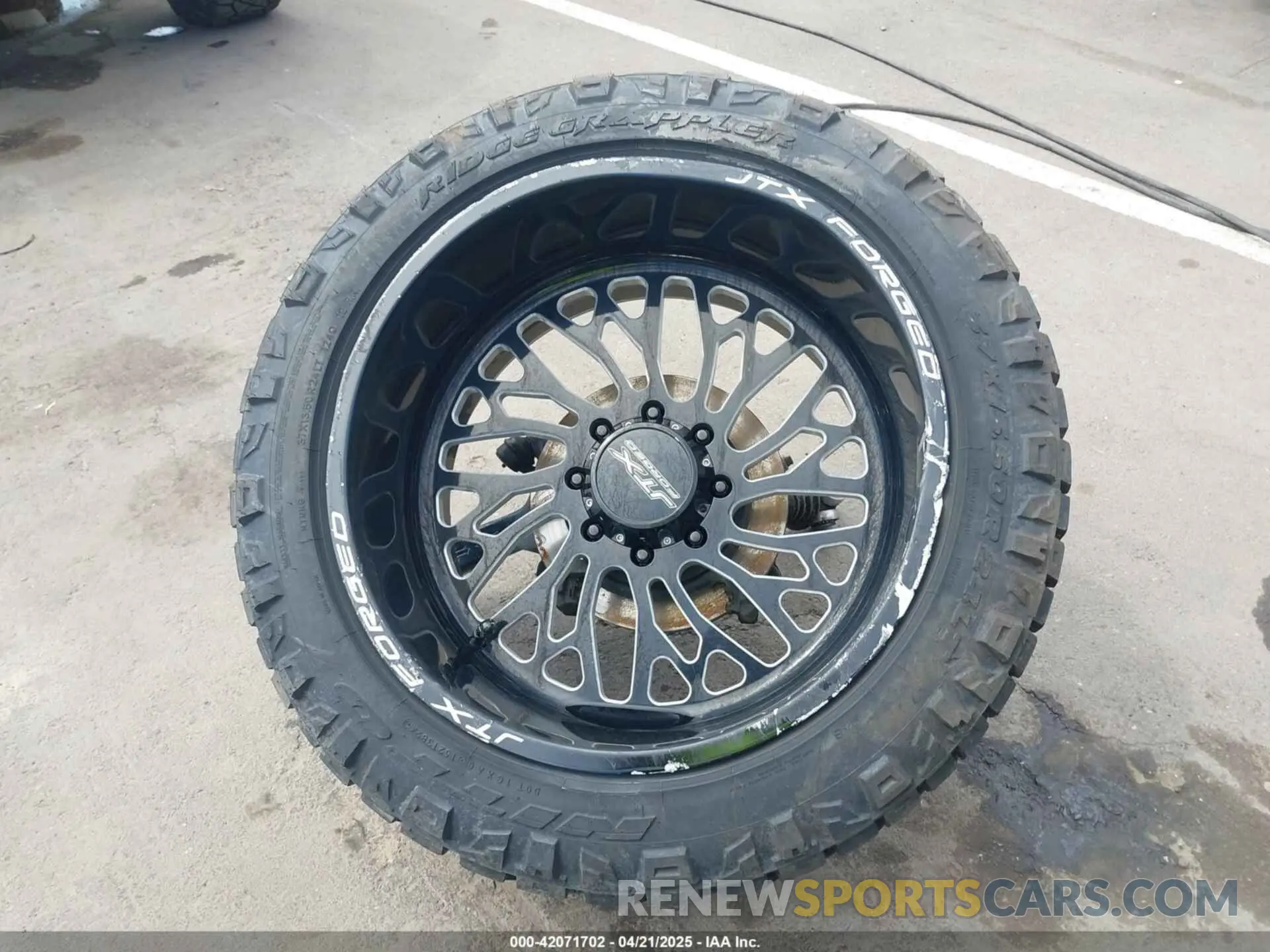 12 fotografías del automóvil dañado 1GT49WEY9NF285164 GMC SIERRA 3500HD 2022