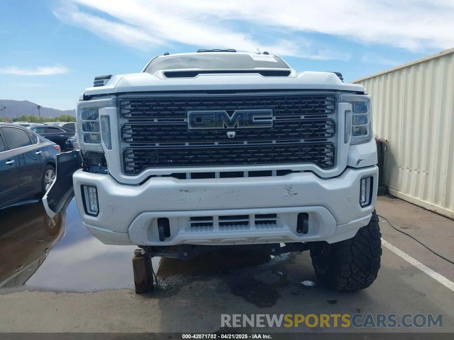 13 fotografías del automóvil dañado 1GT49WEY9NF285164 GMC SIERRA 3500HD 2022
