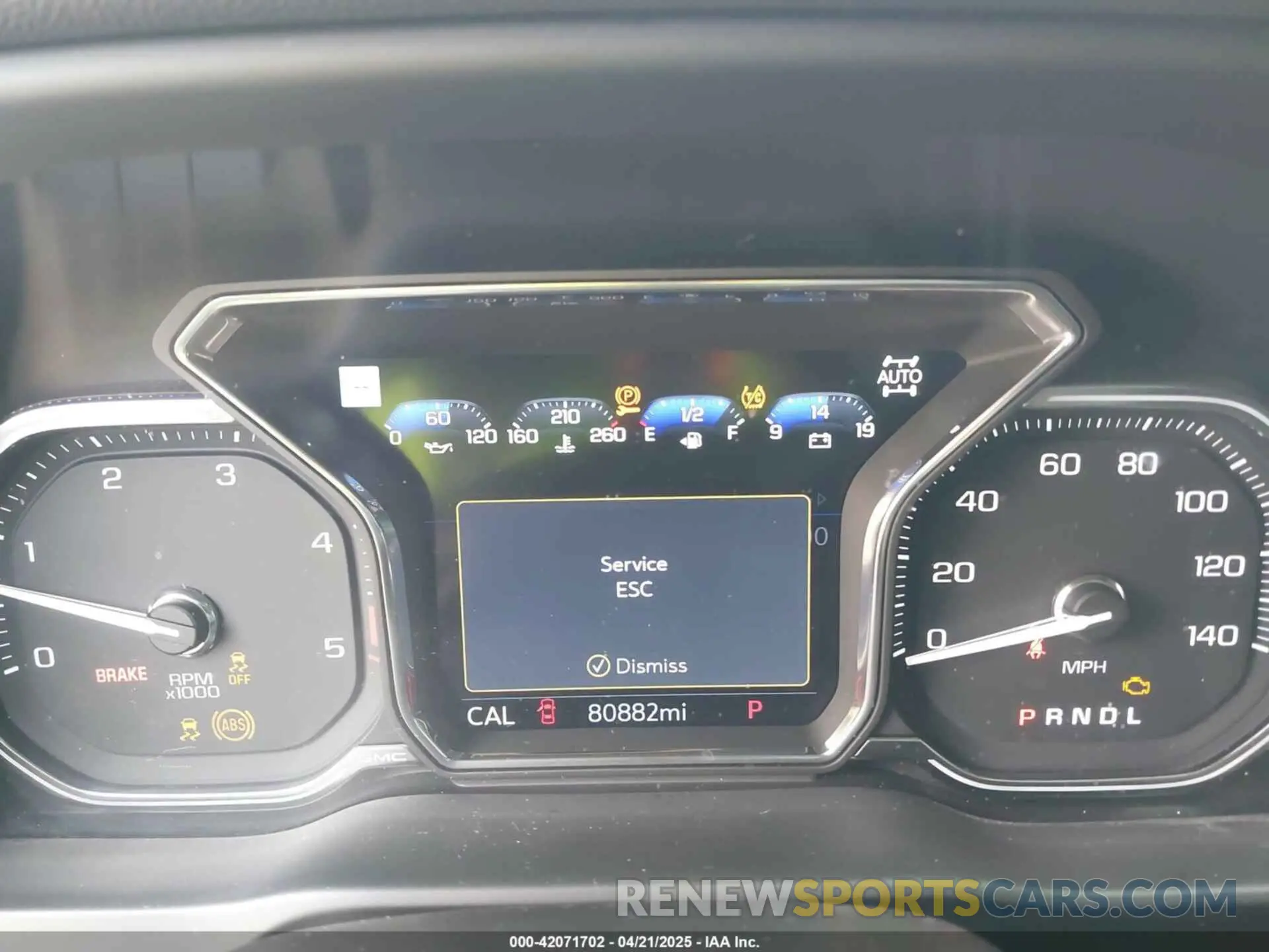 5 fotografías del automóvil dañado 1GT49WEY9NF285164 GMC SIERRA 3500HD 2022