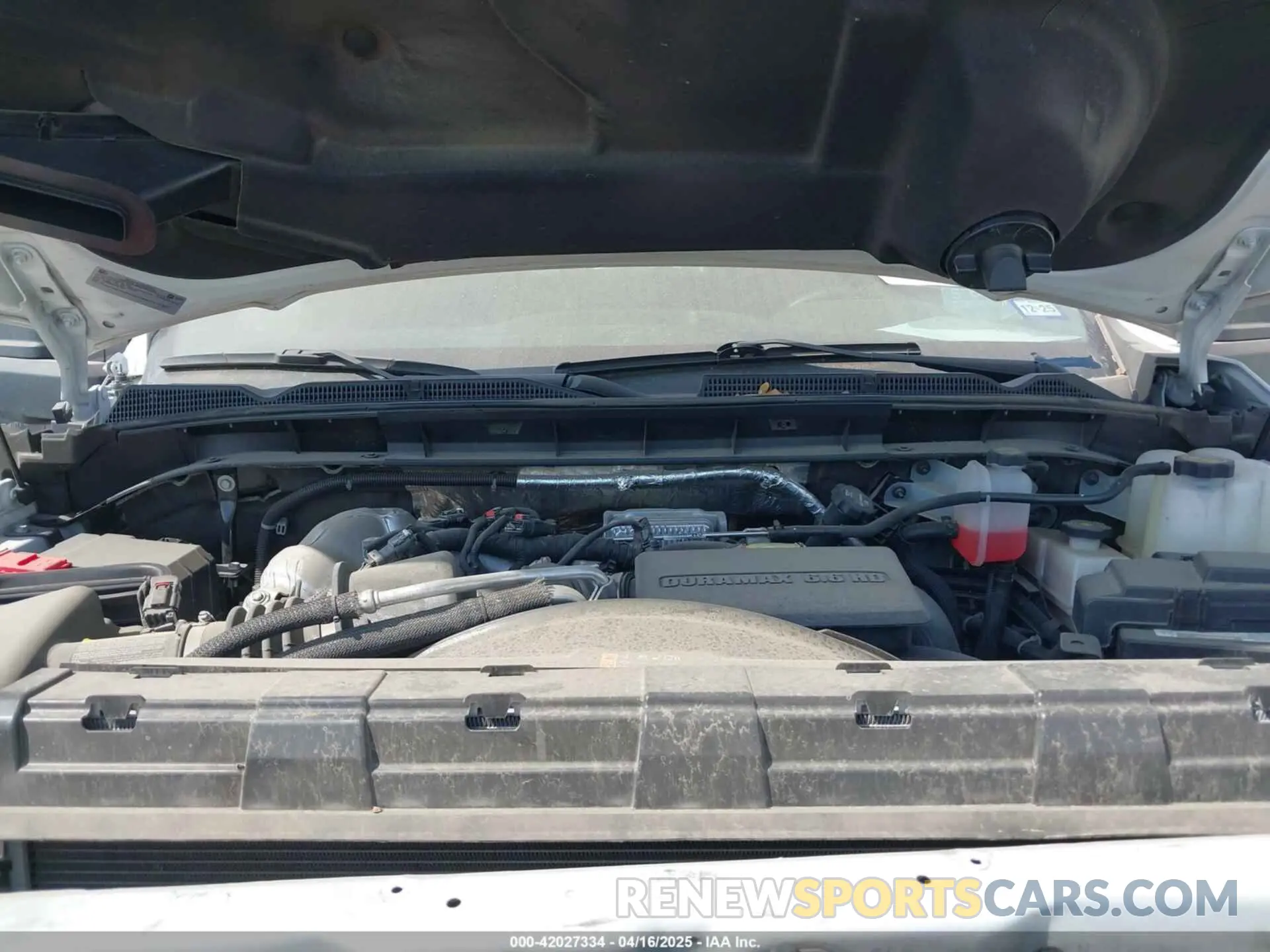 9 fotografías del automóvil dañado 1GT49SEY2PF180123 GMC SIERRA 3500HD 2023