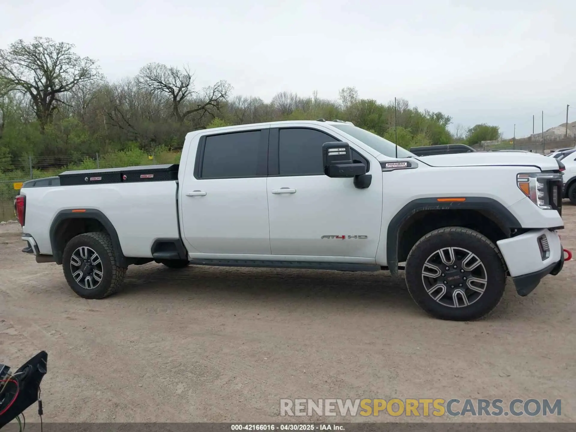 13 fotografías del automóvil dañado 1GT49VEY7PF220570 GMC SIERRA 3500HD 2023