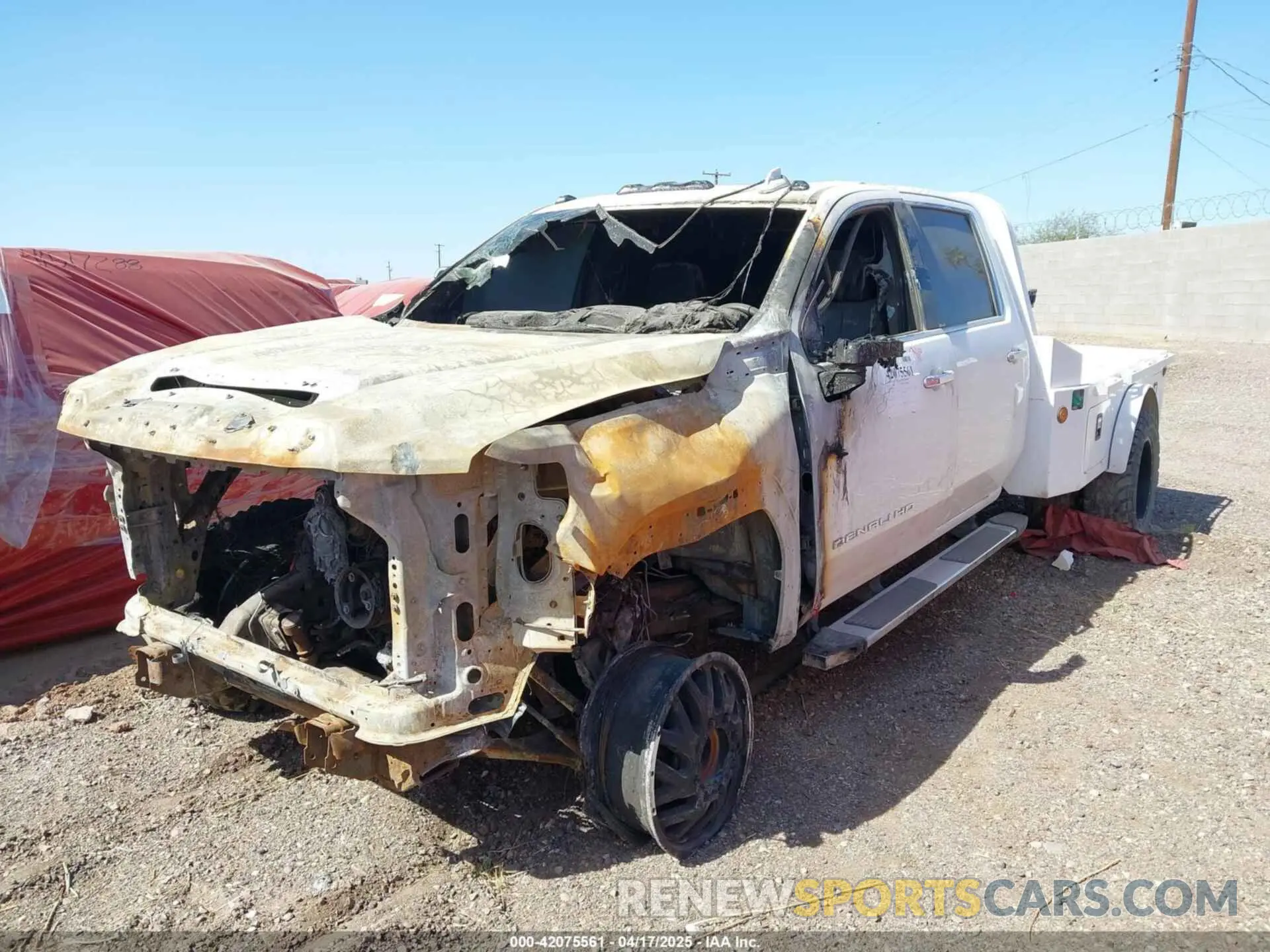 1 fotografías del automóvil dañado 1GT49WEY1PF216133 GMC SIERRA 3500HD 2023