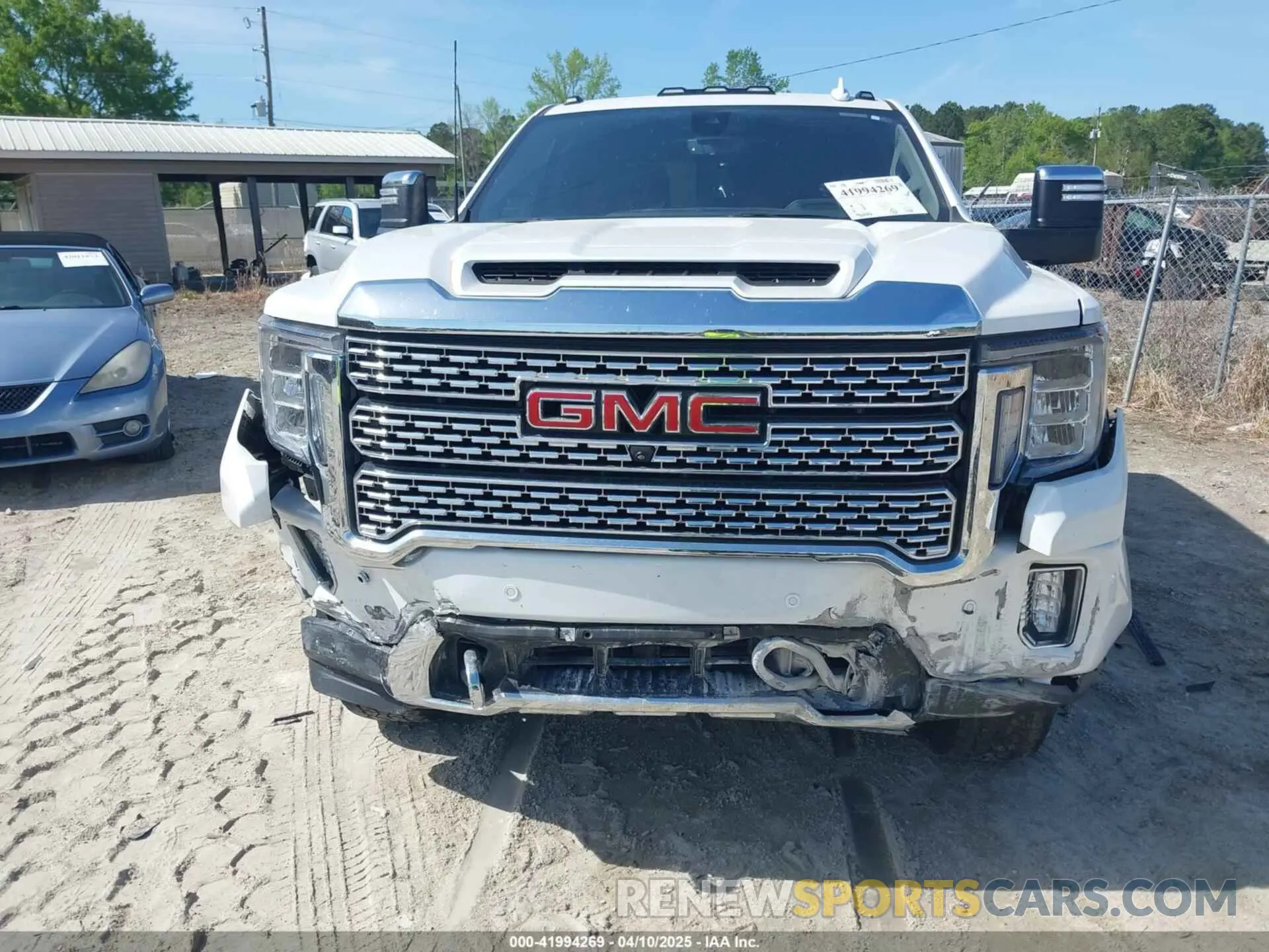 12 fotografías del automóvil dañado 1GT49WEY5PF157085 GMC SIERRA 3500HD 2023
