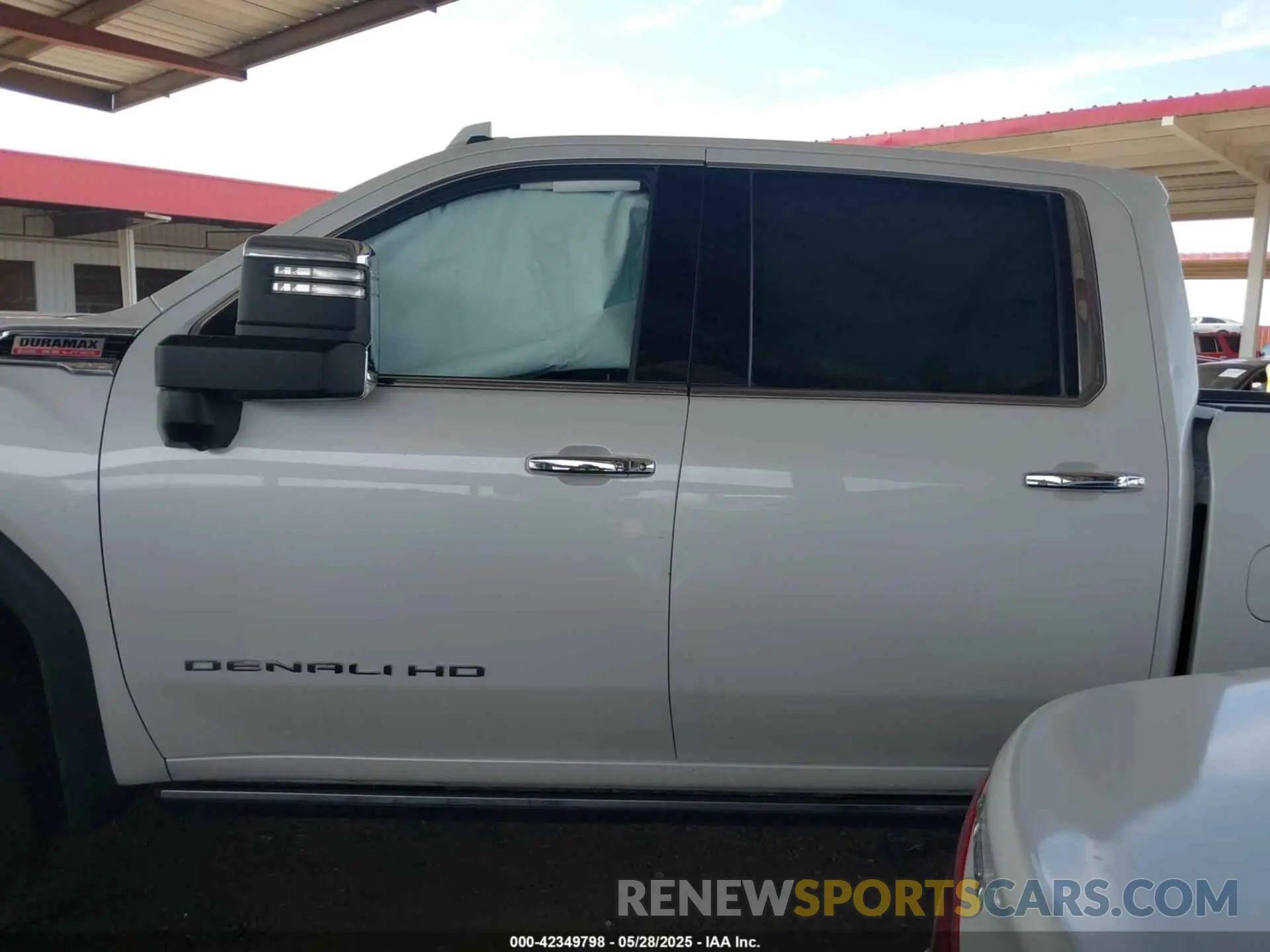 14 fotografías del automóvil dañado 1GT49WEY9PF230345 GMC SIERRA 3500HD 2023