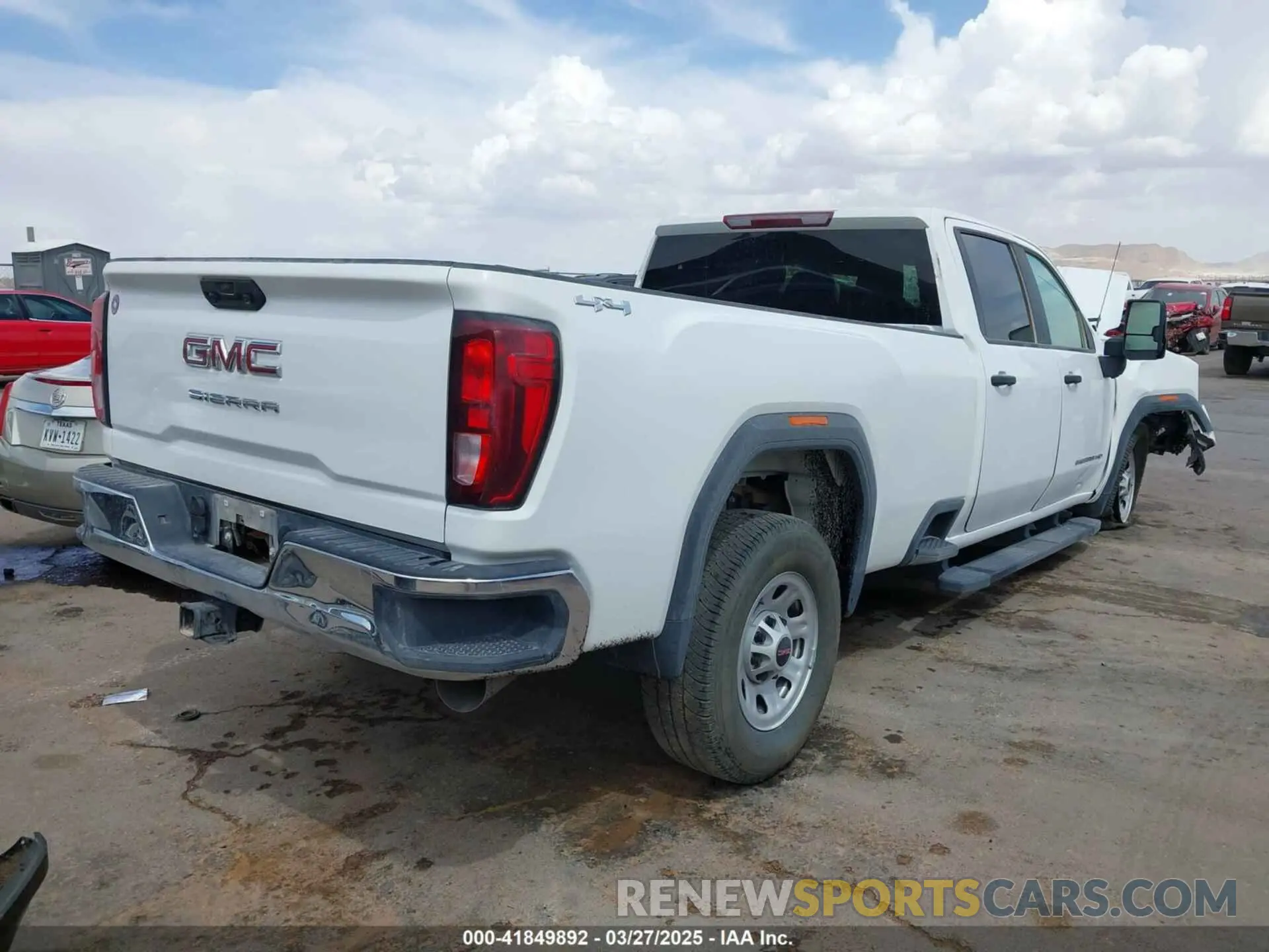 4 fotografías del automóvil dañado 1GT49SEY7RF465970 GMC SIERRA 3500HD 2024
