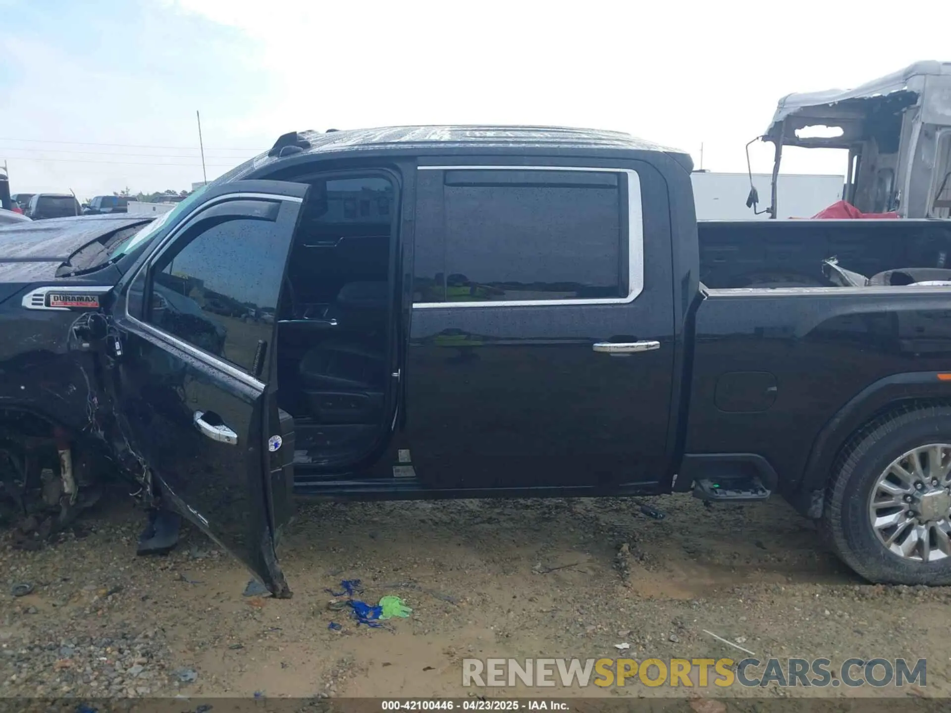 14 fotografías del automóvil dañado 1GT49UEY9RF368748 GMC SIERRA 3500HD 2024