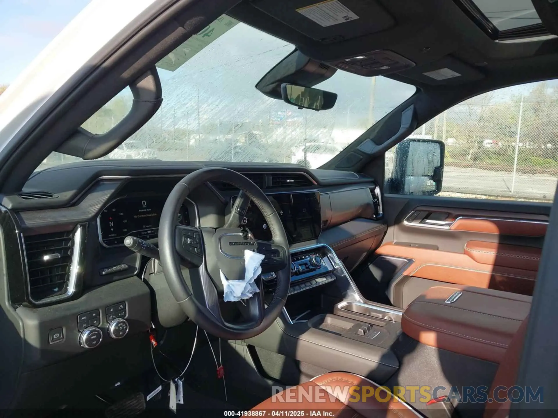 6 fotografías del automóvil dañado 1GT49YEY1RF148530 GMC SIERRA 3500HD 2024