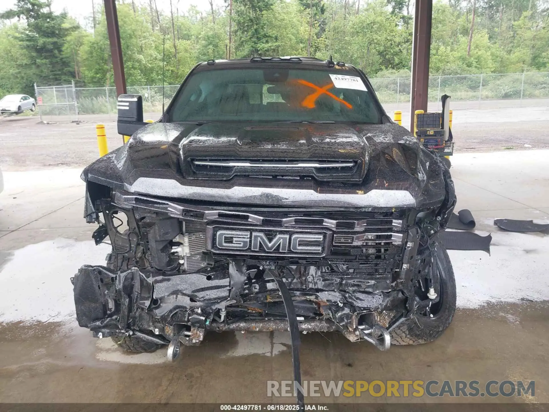 12 fotografías del automóvil dañado 1GT49YEY9RF351598 GMC SIERRA 3500HD 2024
