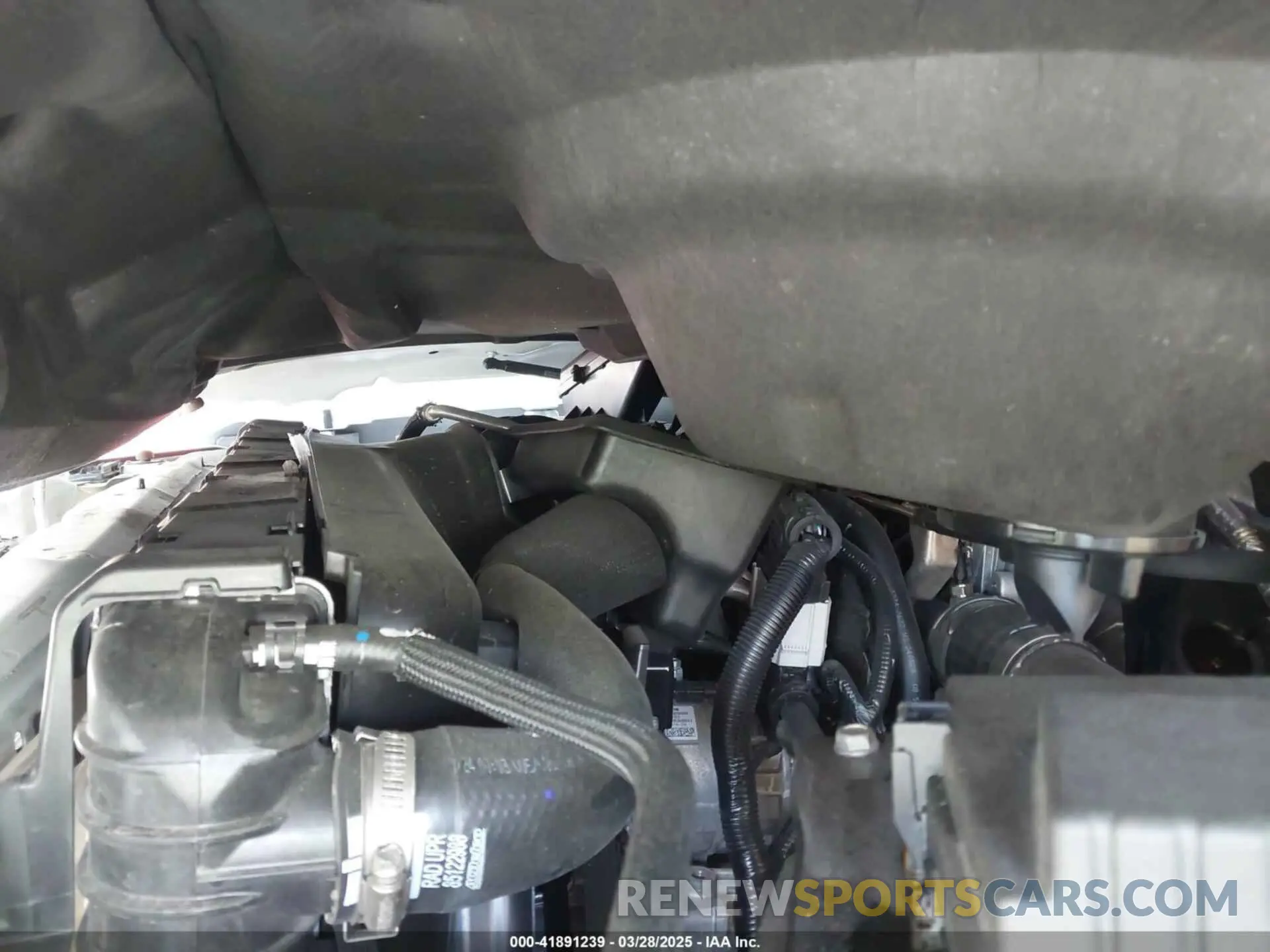 9 fotografías del automóvil dañado 1GT4UYEY6SF134451 GMC SIERRA 3500HD 2025