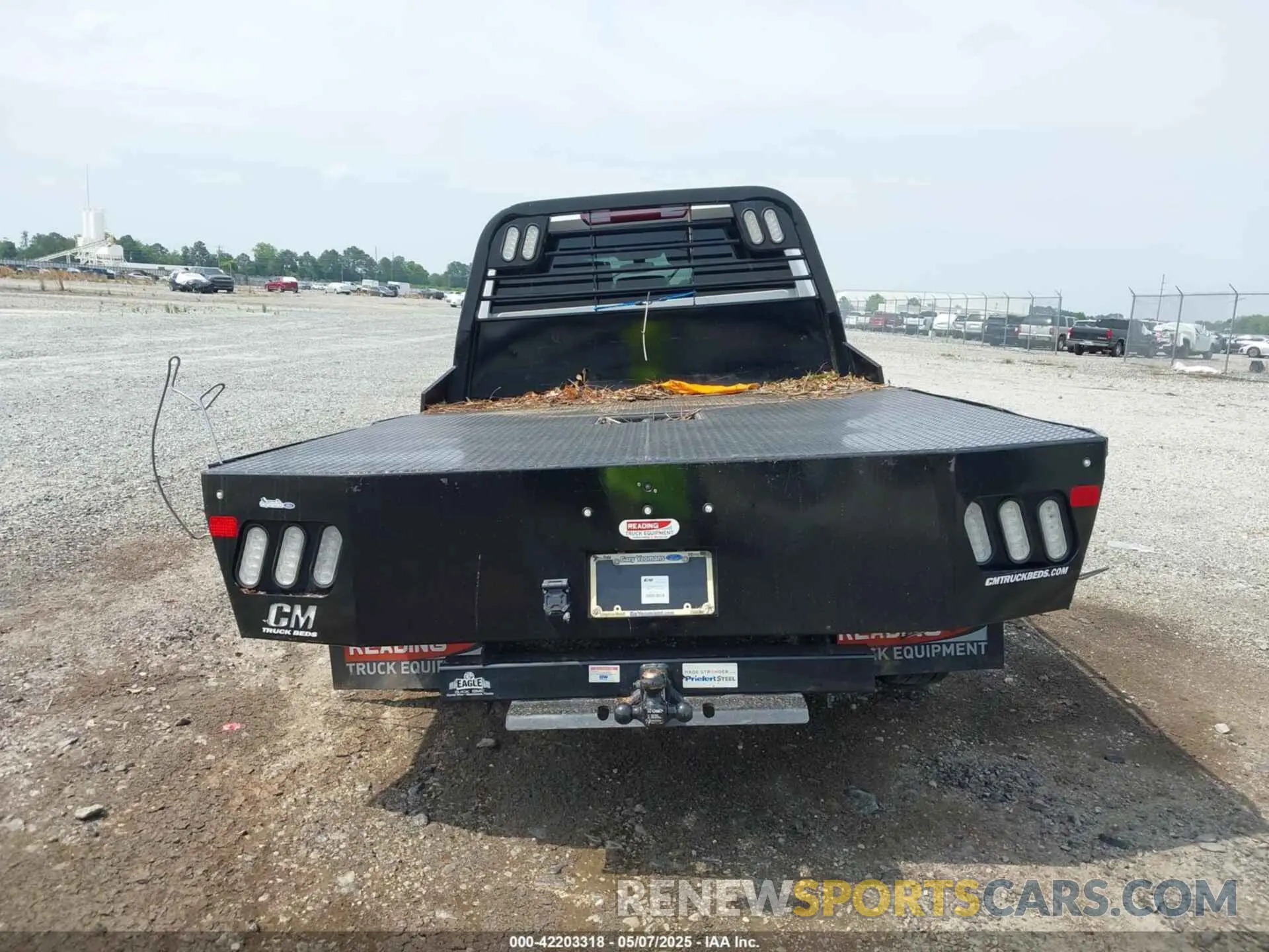 18 fotografías del automóvil dañado 1GD49SEY8MF285661 GMC SIERRA 3500HD CHASSIS 2021