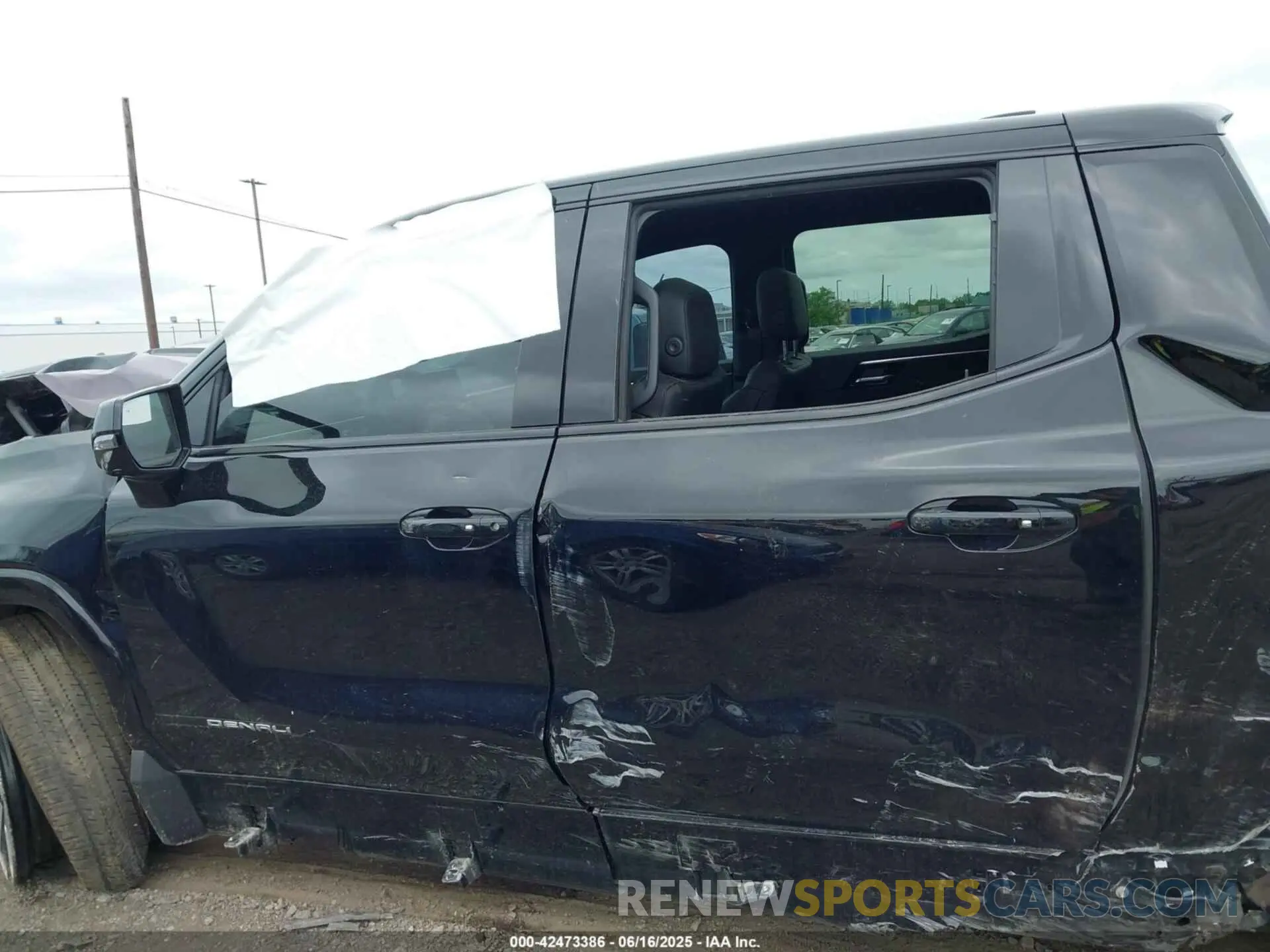 13 fotografías del automóvil dañado 1GT40LEL2SU100263 GMC SIERRA EV 2025