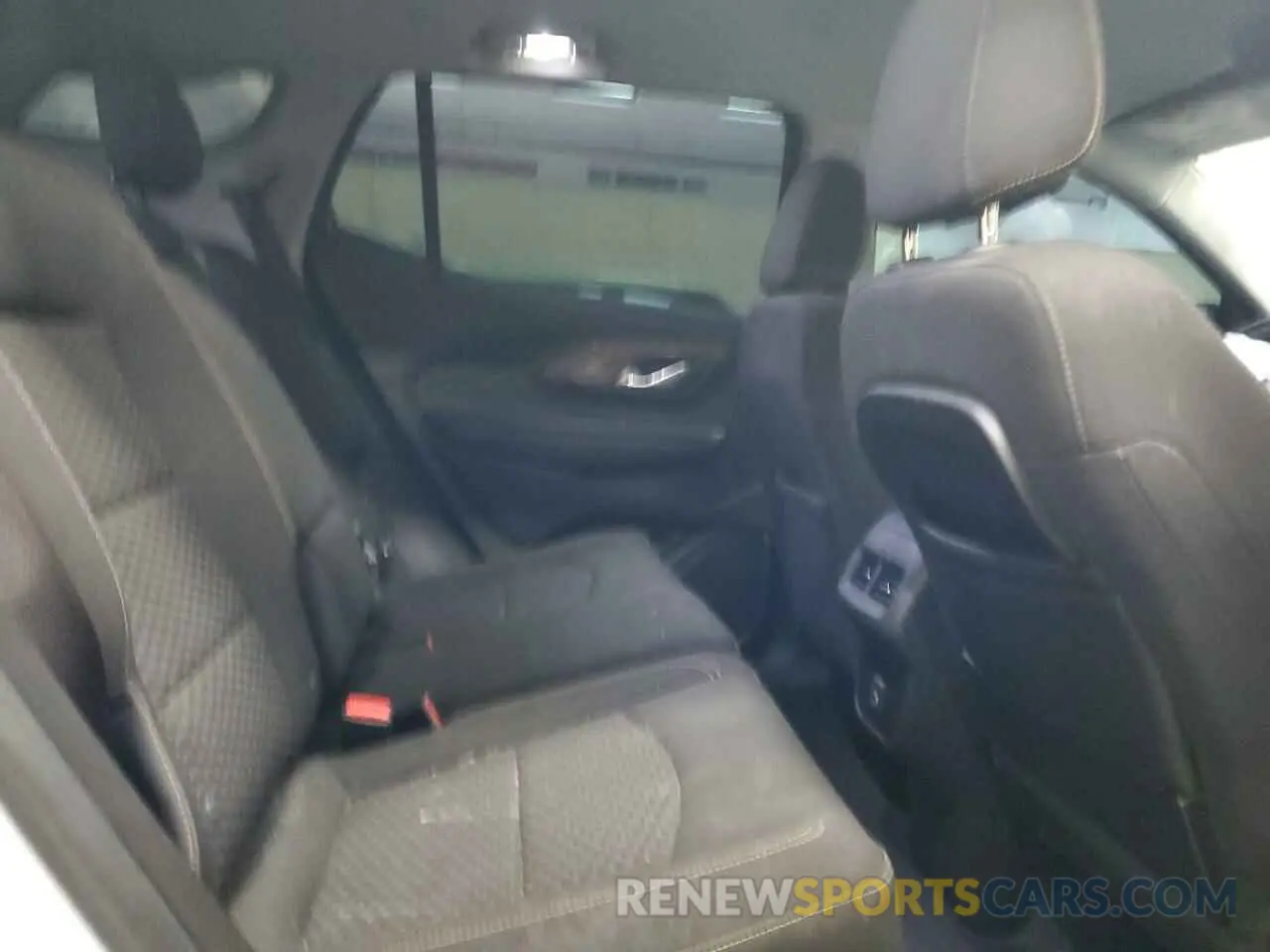 11 fotografías del automóvil dañado 3GKALMEV0KL102870 GMC TERRAIN 2019