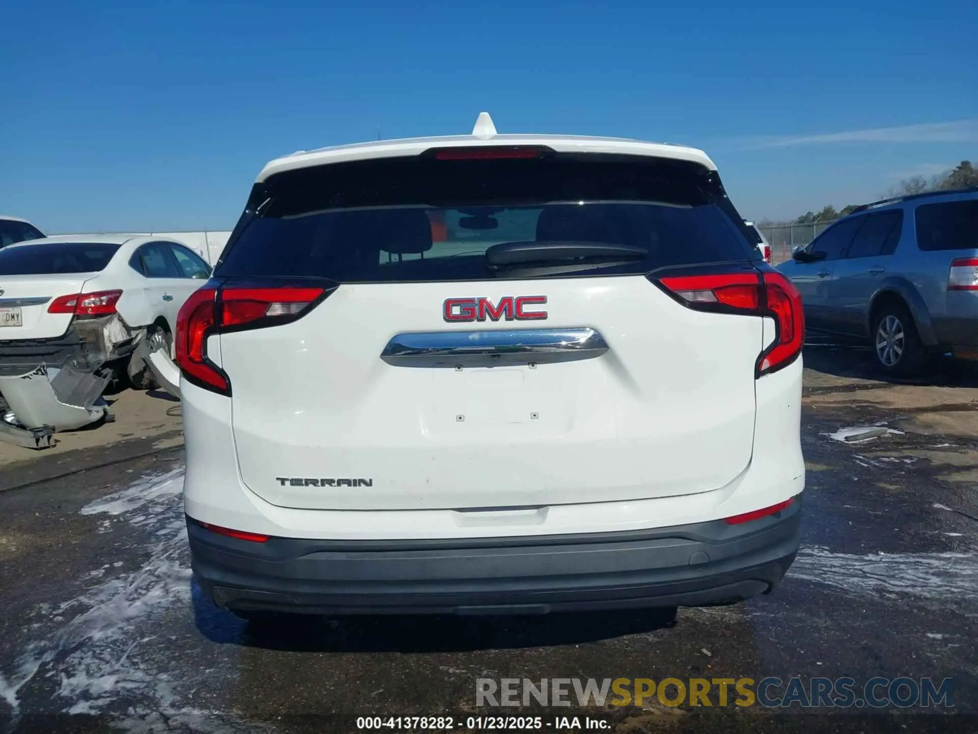 17 fotografías del automóvil dañado 3GKALMEV0KL194756 GMC TERRAIN 2019