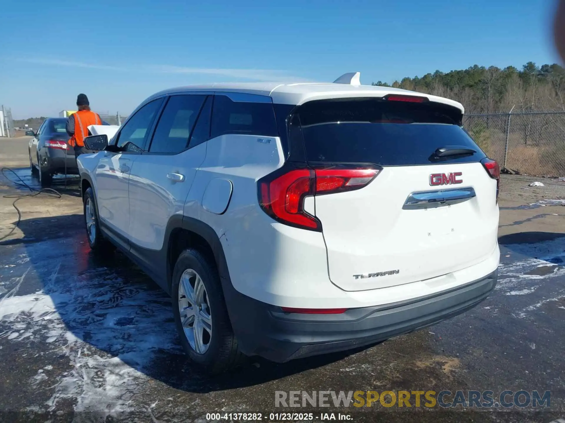 3 fotografías del automóvil dañado 3GKALMEV0KL194756 GMC TERRAIN 2019