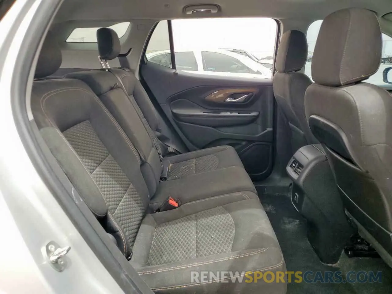 11 fotografías del automóvil dañado 3GKALMEV0KL212916 GMC TERRAIN 2019