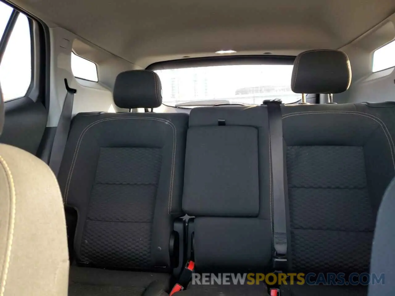 10 fotografías del automóvil dañado 3GKALMEV0KL261467 GMC TERRAIN 2019