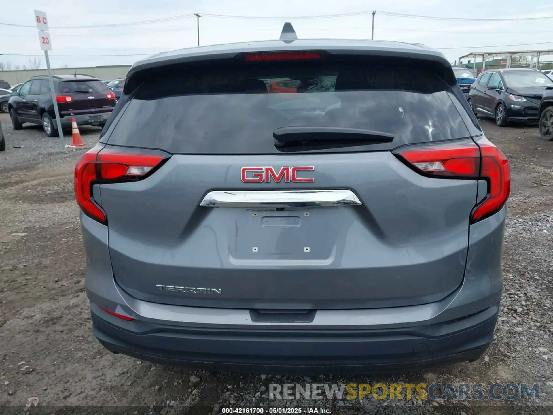 15 fotografías del automóvil dañado 3GKALMEV1KL222743 GMC TERRAIN 2019