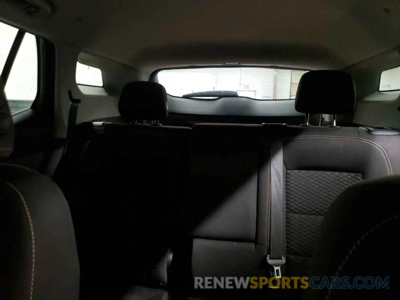 10 fotografías del automóvil dañado 3GKALMEV1KL230485 GMC TERRAIN 2019