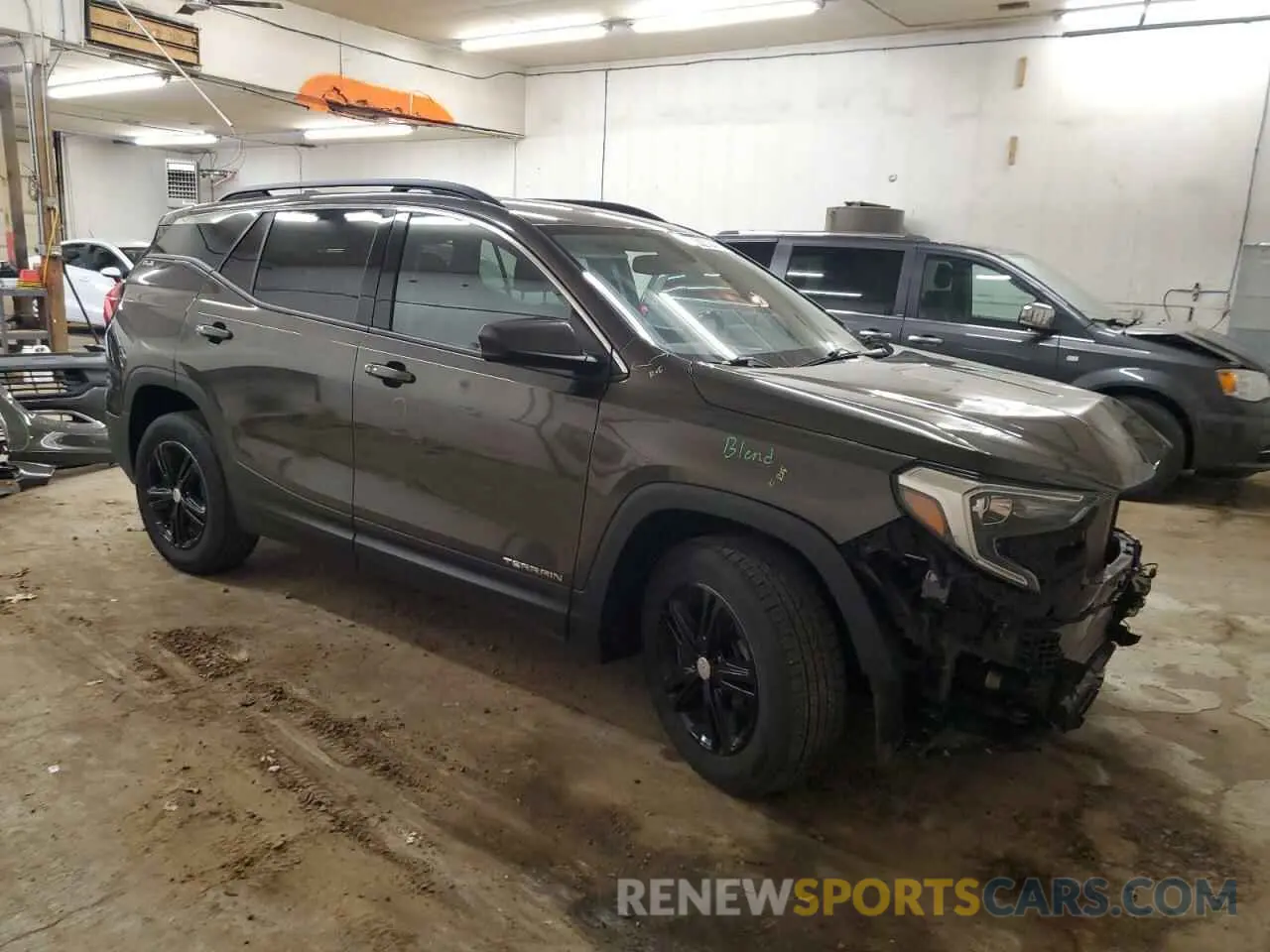 4 fotografías del automóvil dañado 3GKALMEV1KL230485 GMC TERRAIN 2019