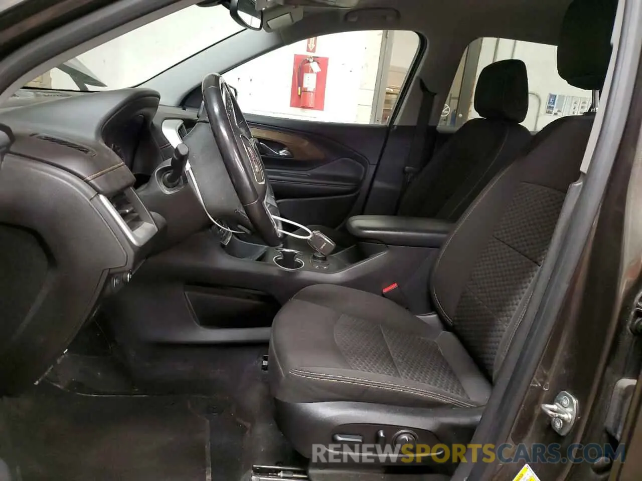 7 fotografías del automóvil dañado 3GKALMEV1KL230485 GMC TERRAIN 2019