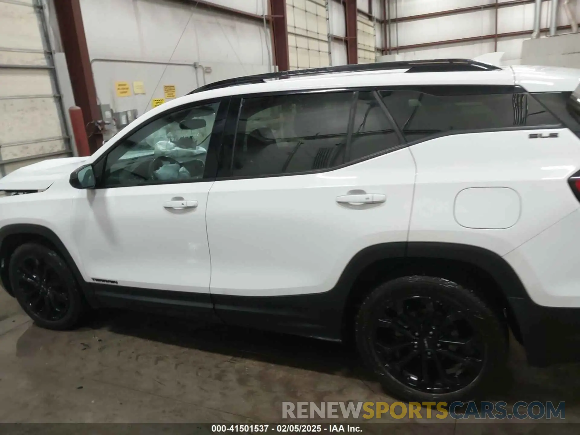 14 fotografías del automóvil dañado 3GKALMEV1KL265768 GMC TERRAIN 2019