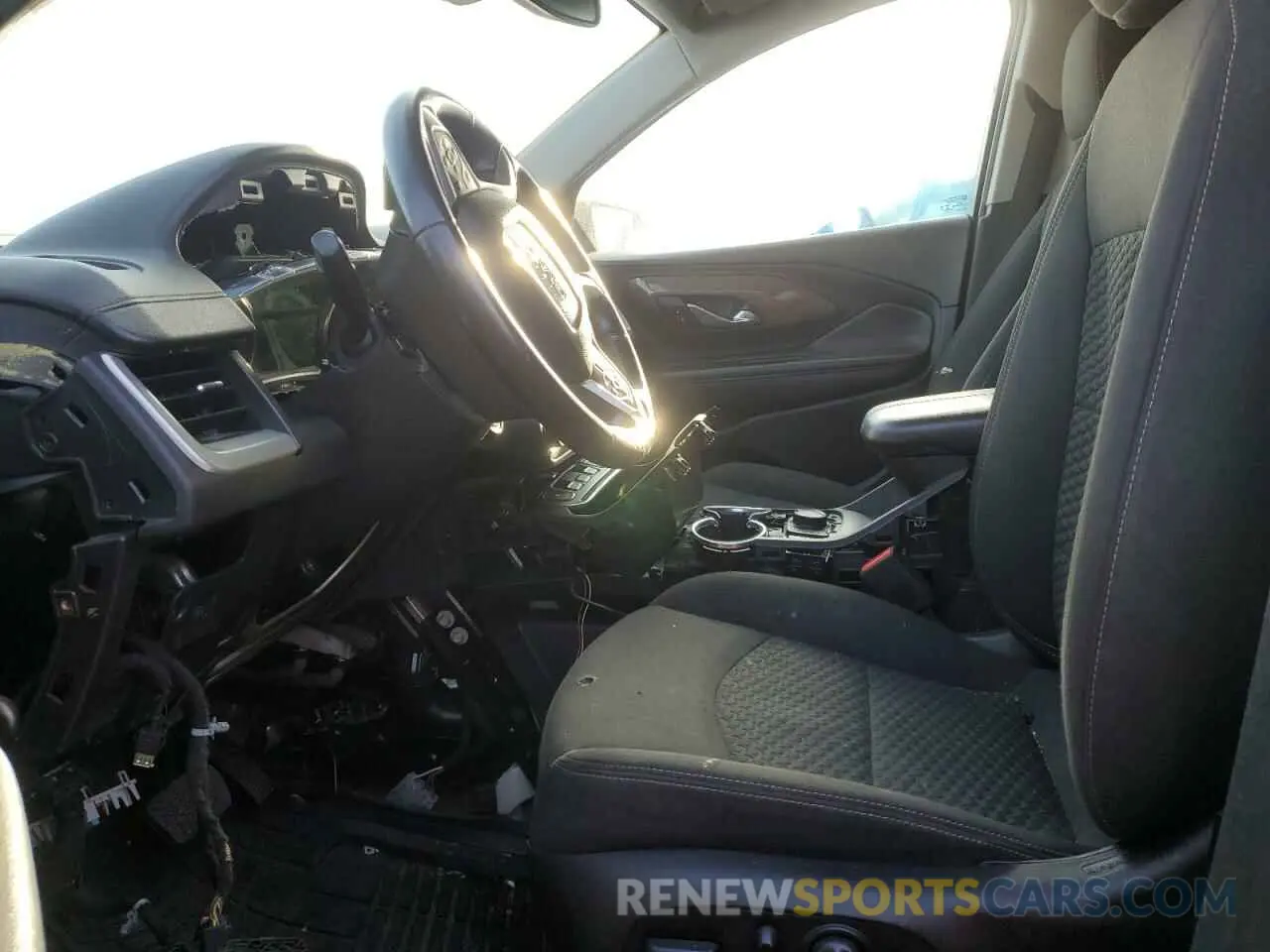 7 fotografías del automóvil dañado 3GKALMEV2KL367595 GMC TERRAIN 2019