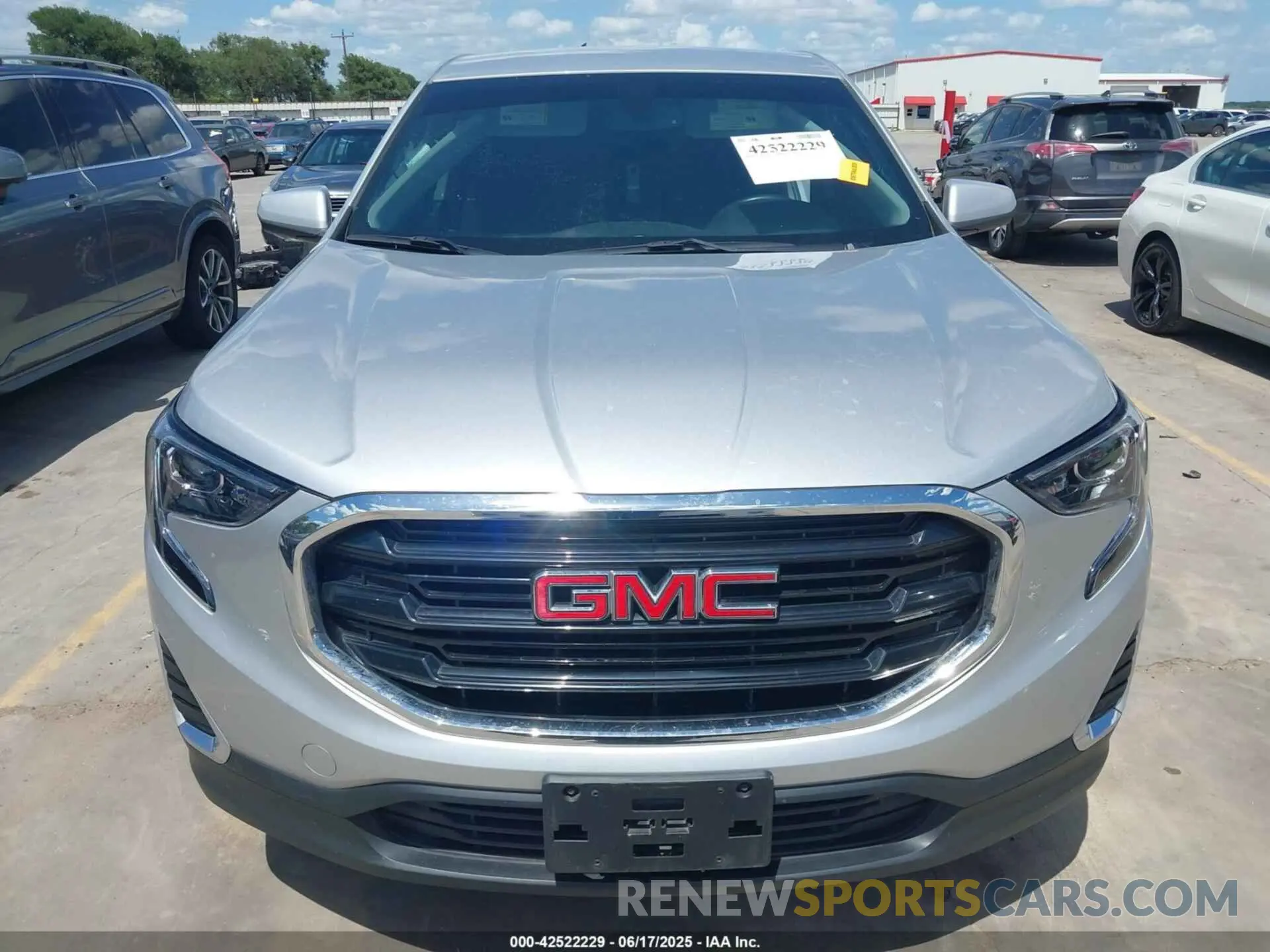 12 fotografías del automóvil dañado 3GKALMEV2KL376605 GMC TERRAIN 2019