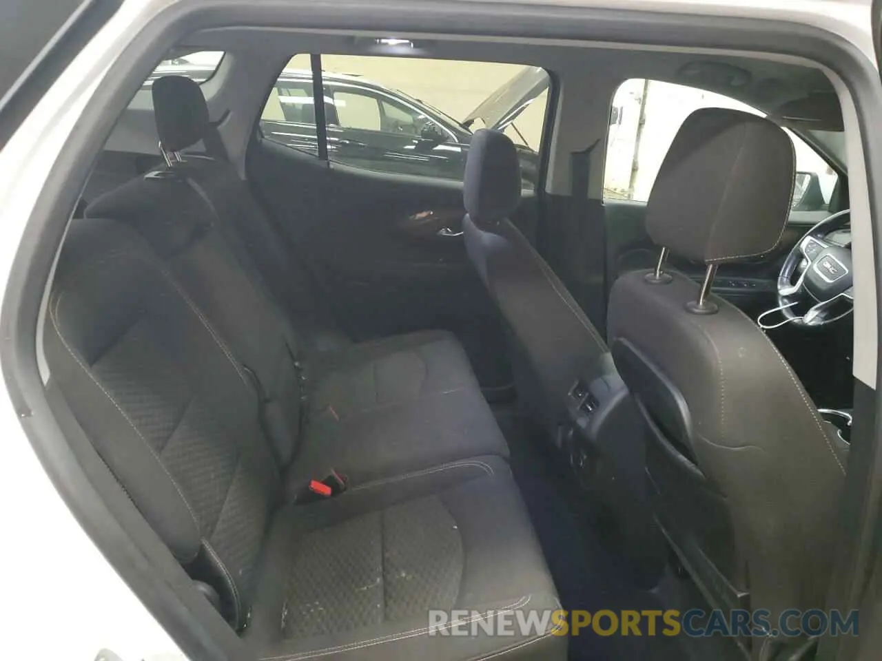 11 fotografías del automóvil dañado 3GKALMEV4KL163445 GMC TERRAIN 2019