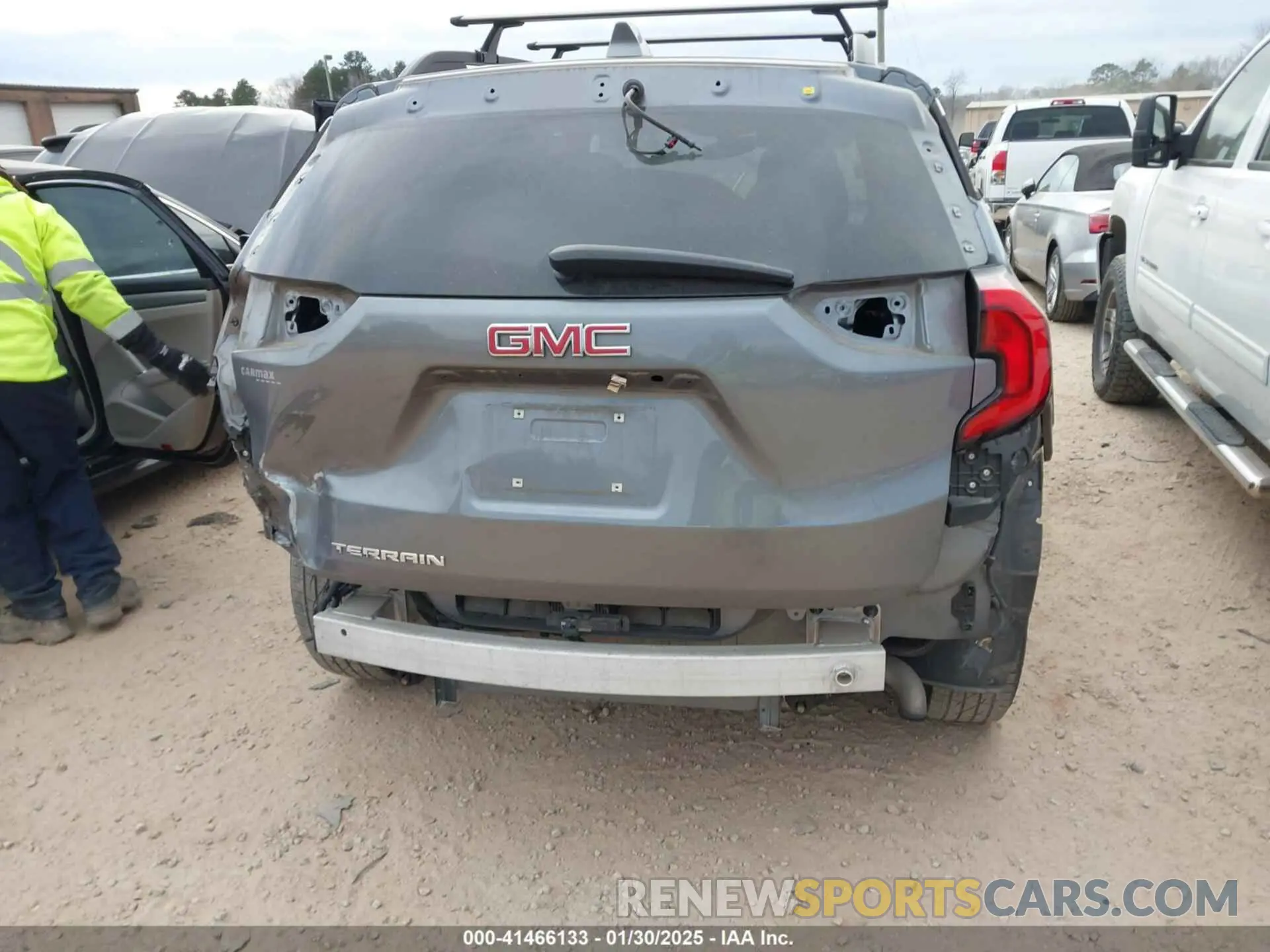 6 fotografías del automóvil dañado 3GKALMEV4KL343461 GMC TERRAIN 2019