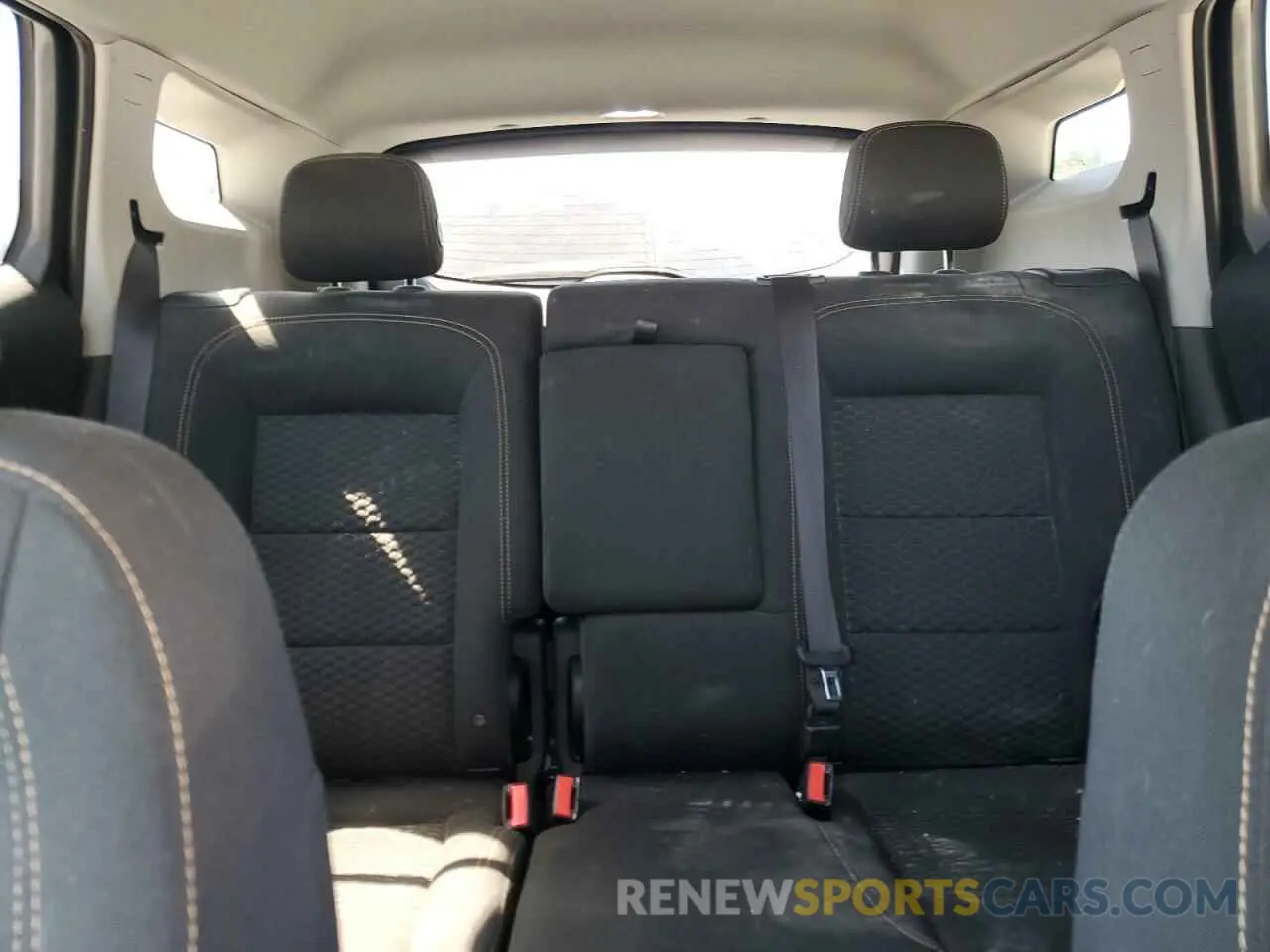 10 fotografías del automóvil dañado 3GKALMEV6KL346636 GMC TERRAIN 2019